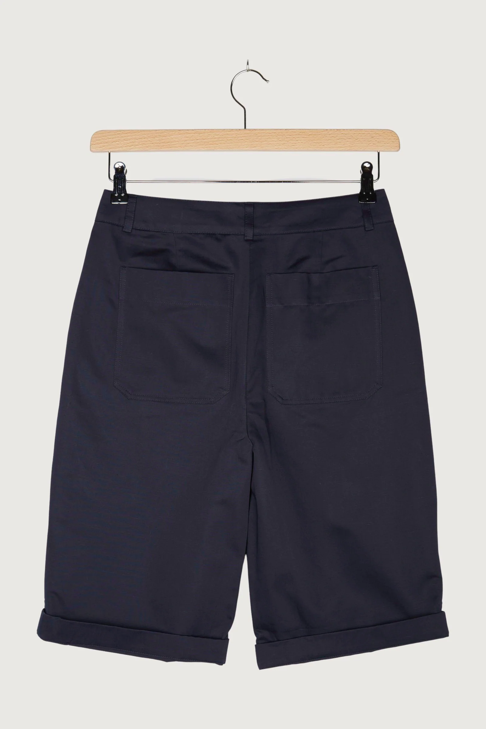 Second Hand Bermudas aus Bio-Baumwolle mit Leinen - Image 8