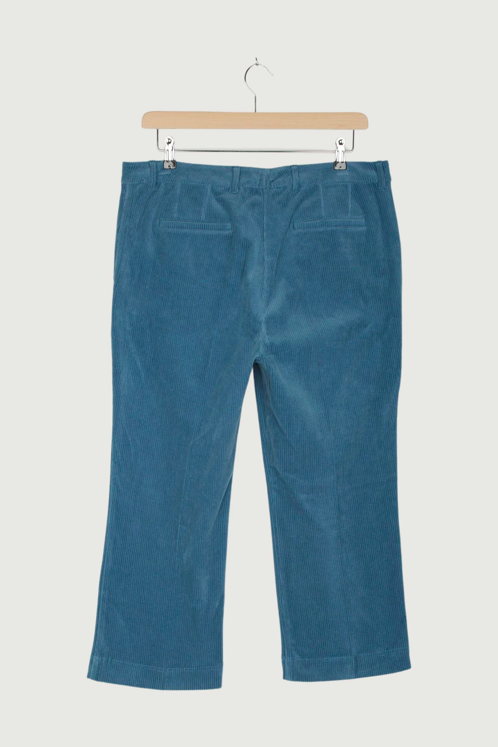 Second Hand Cord-Hose Cropped Flared aus reiner Bio-Baumwolle - Image 11