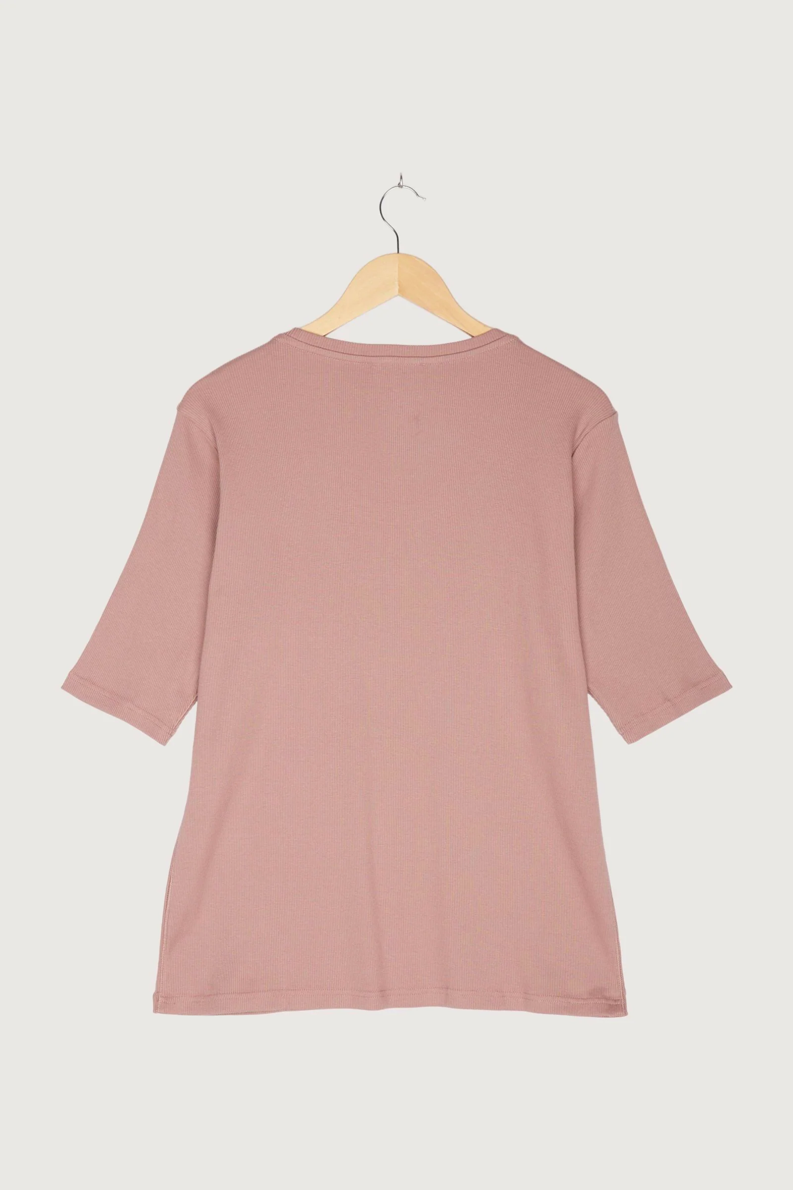 Second Hand Halbarm-Shirt aus reiner Bio-Baumwolle - Image 20