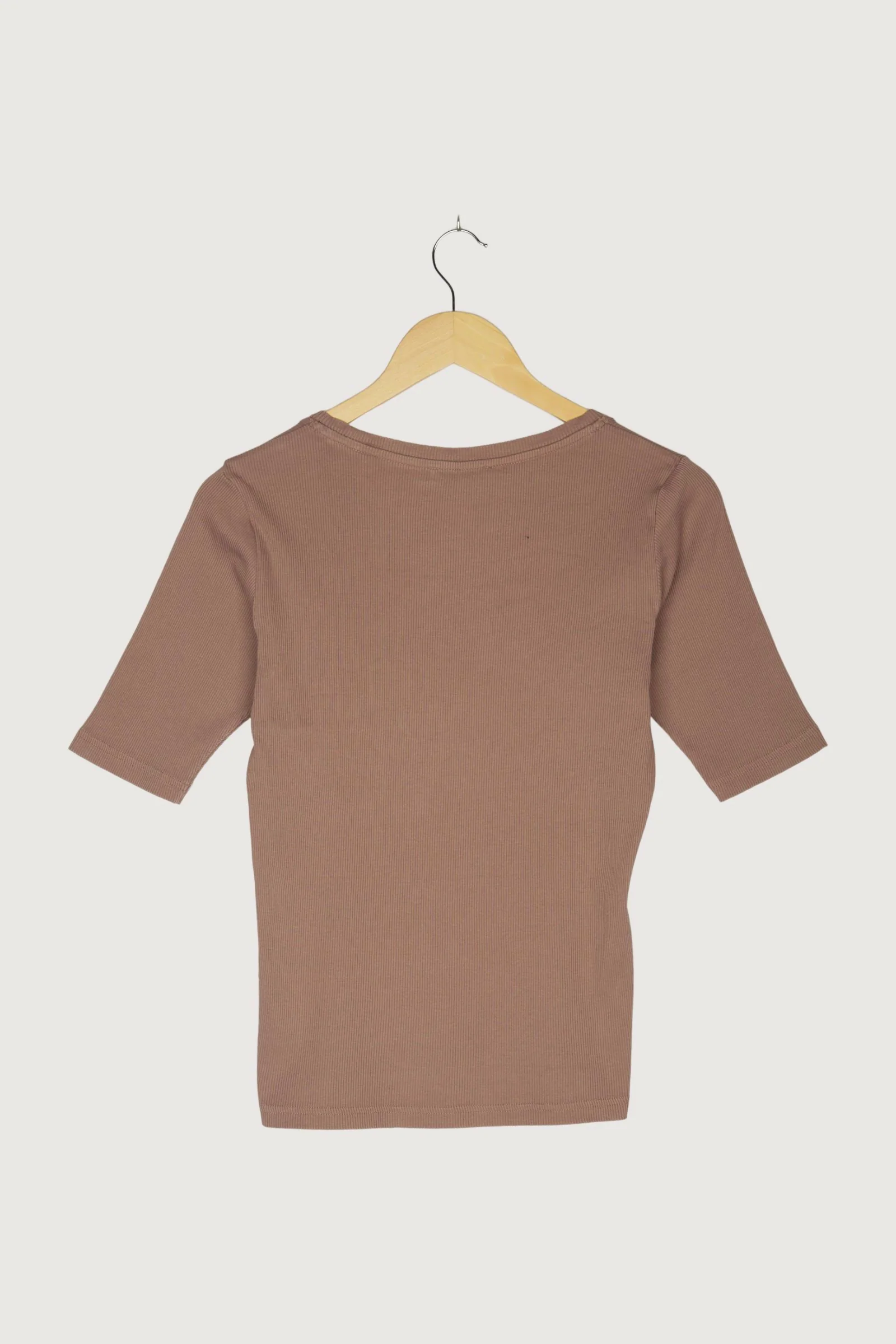 Second Hand Halbarm-Shirt aus reiner Bio-Baumwolle - Image 26
