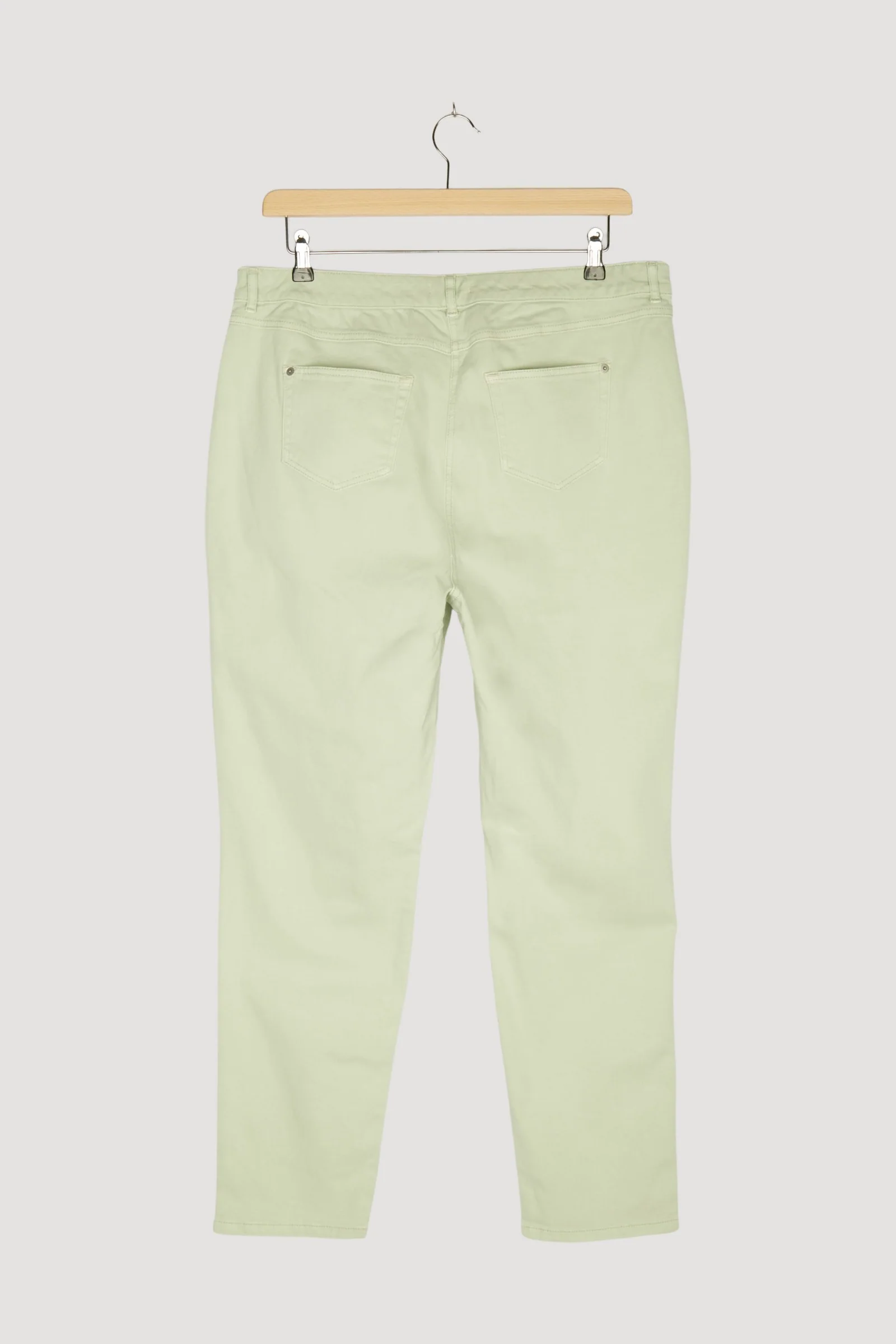 Second Hand Hose aus Bio-Baumwolle - Image 11