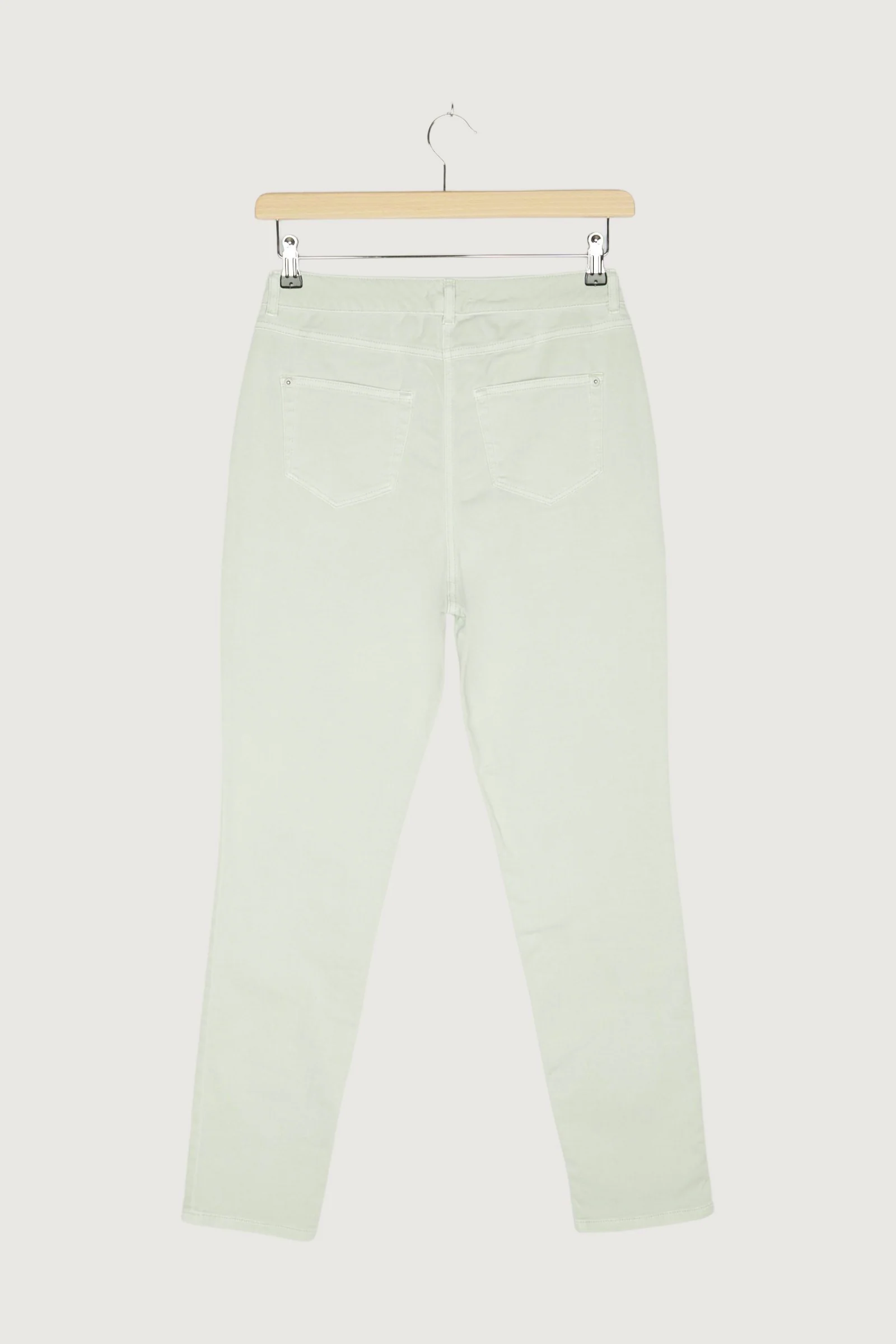 Second Hand Hose aus Bio-Baumwolle - Image 20