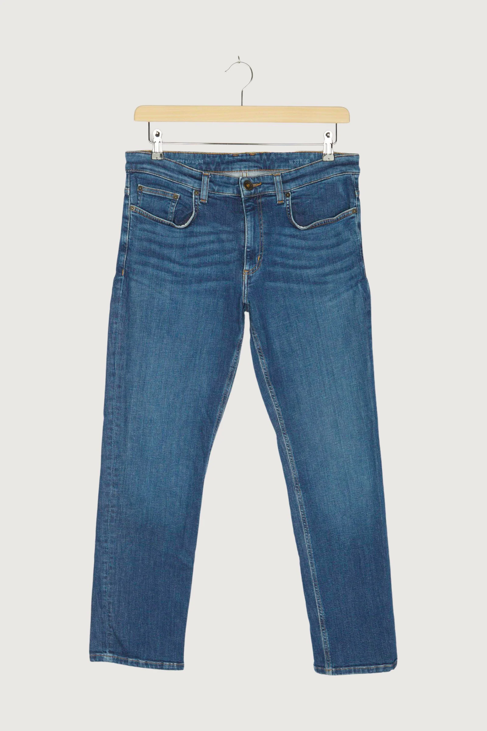 Second Hand Jeans Ben Straight Fit aus Bio-Denim