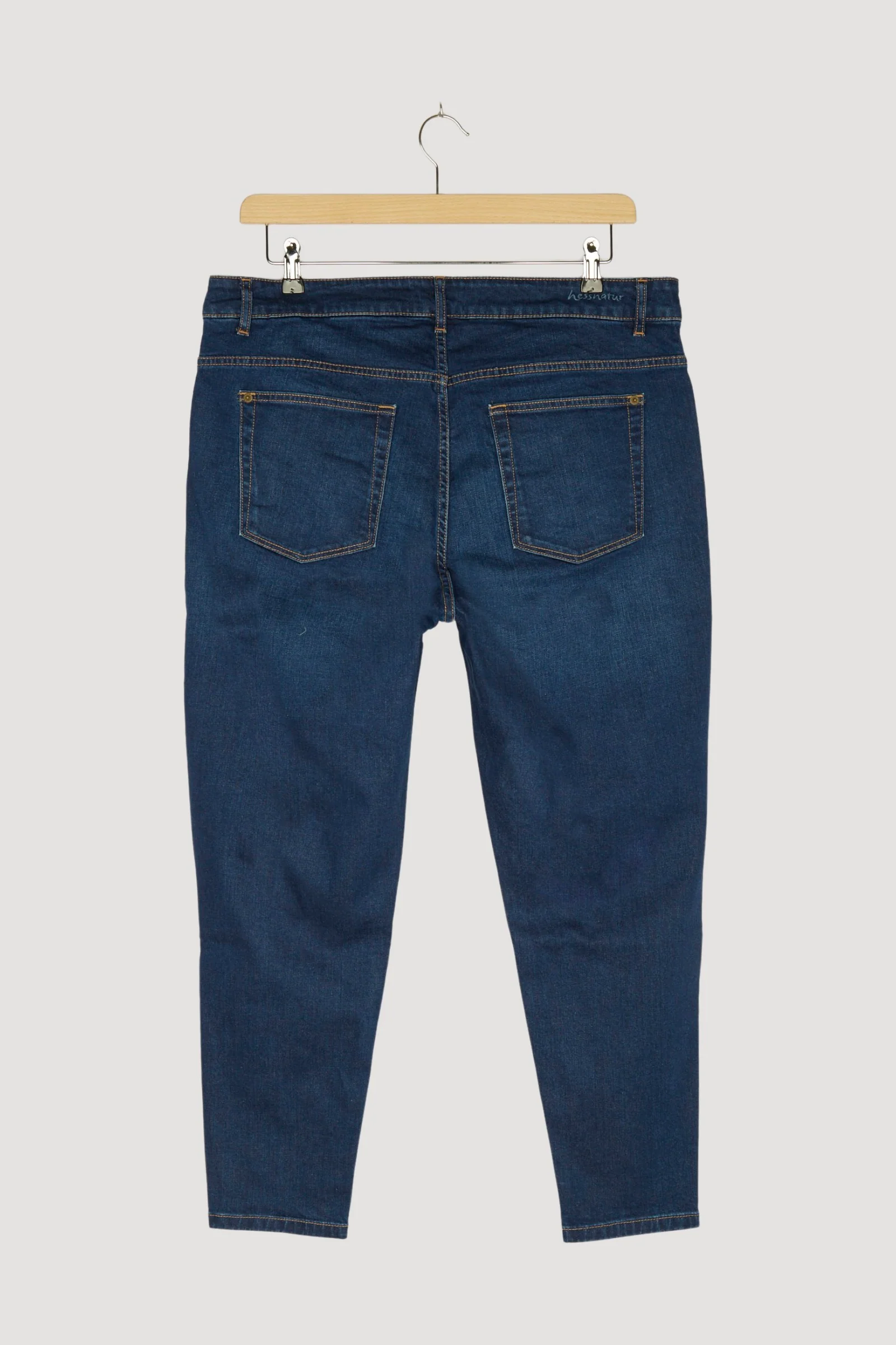 Secondhand Jeans Lina Skinny Fit aus Bio-Denim - Image 14