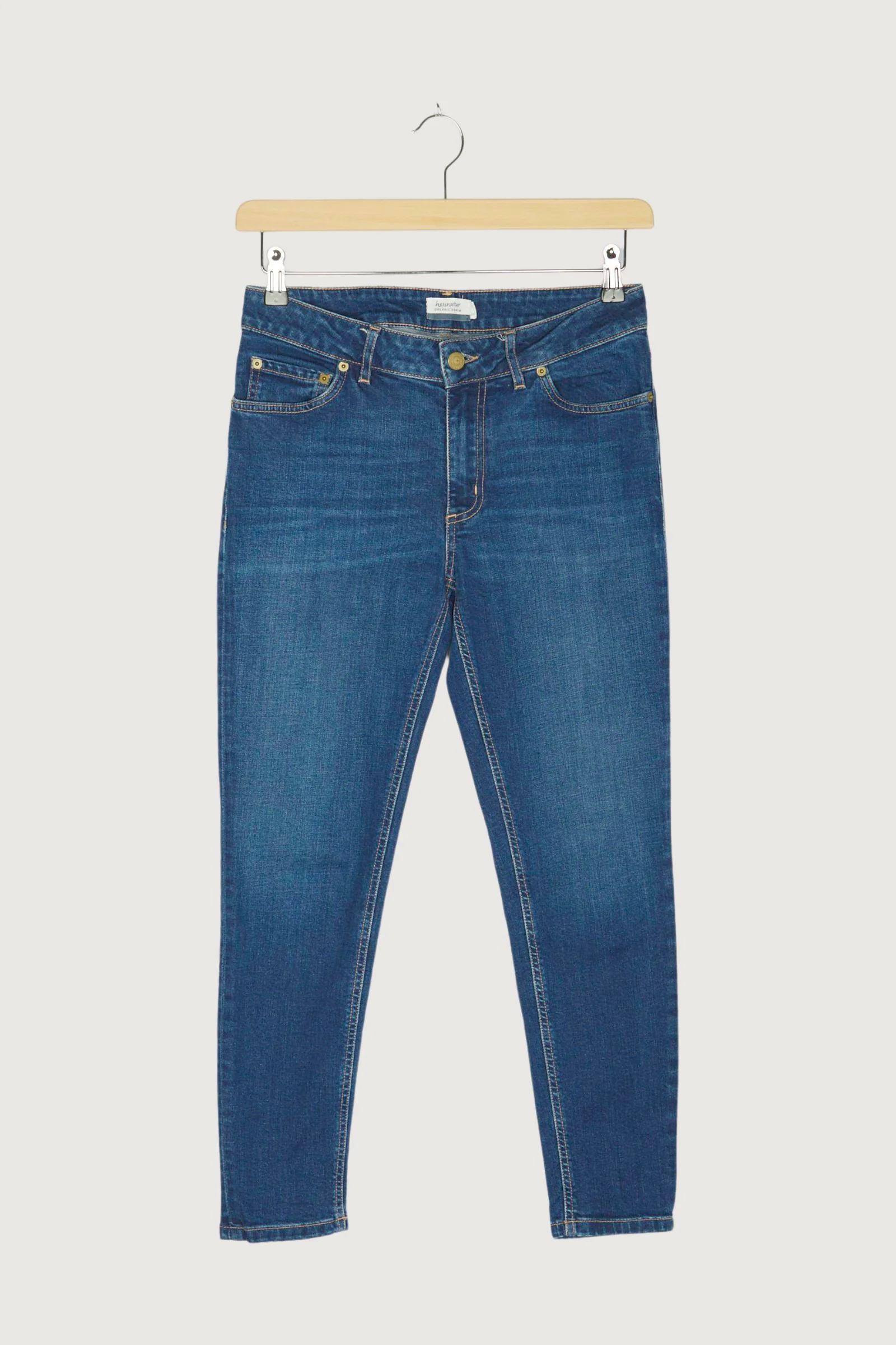 Secondhand Jeans Lina Skinny Fit aus Bio-Denim - Image 17