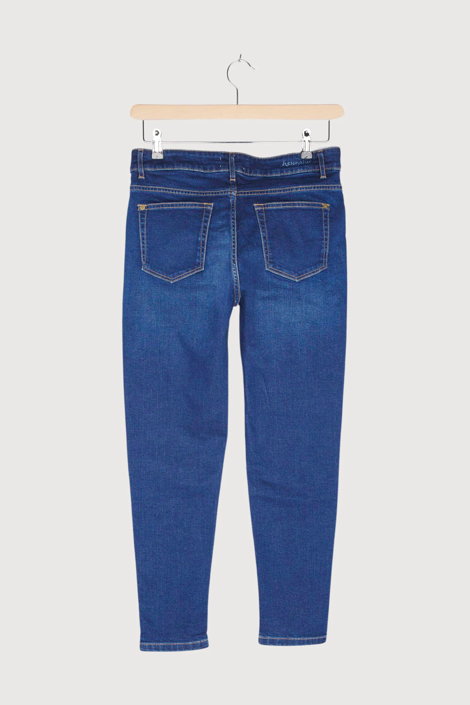 Secondhand Jeans Lina Skinny Fit aus Bio-Denim - Image 8