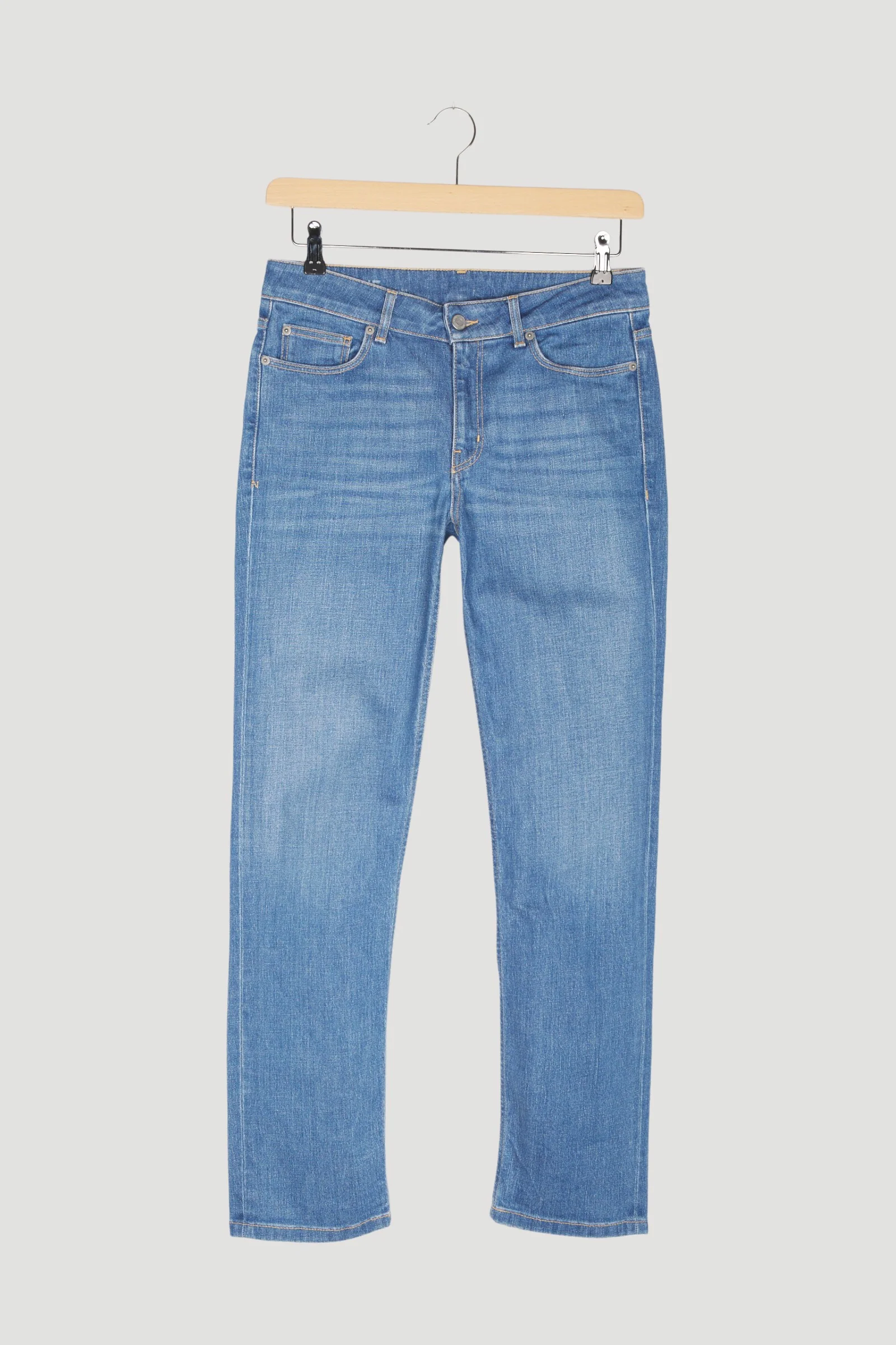 Second Hand Jeans Marie Straight Fit aus Bio-Denim - Image 4