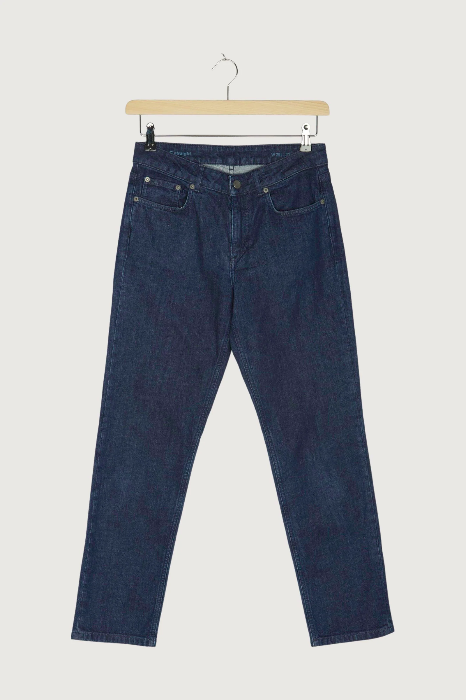 Secondhand Jeans Marie Straight Fit aus Bio-Denim - Image 9