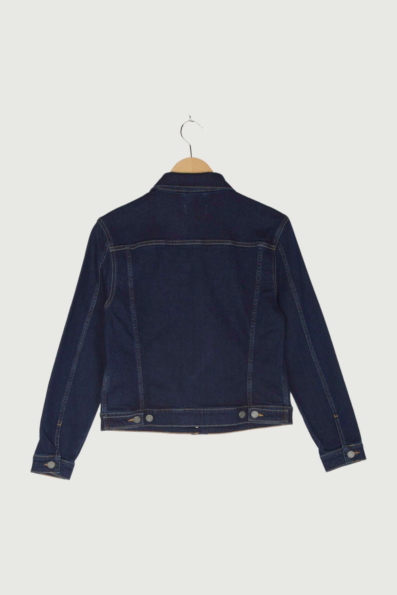Second Hand Jeansjacke BetterRecycling aus Bio-Denim - Image 2