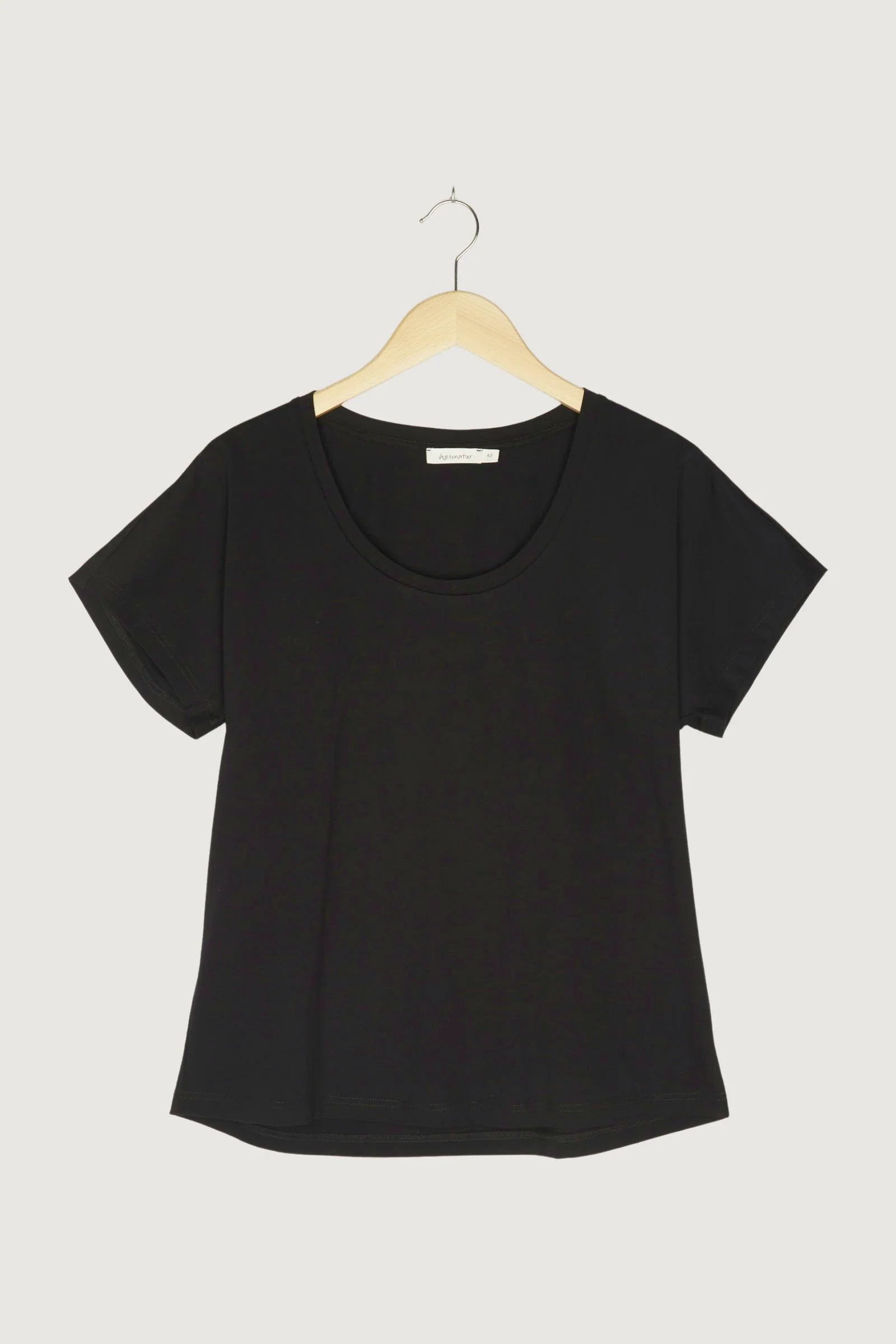 Second Hand Kurzarmshirt aus reiner Bio-Pima-Baumwolle - Image 16
