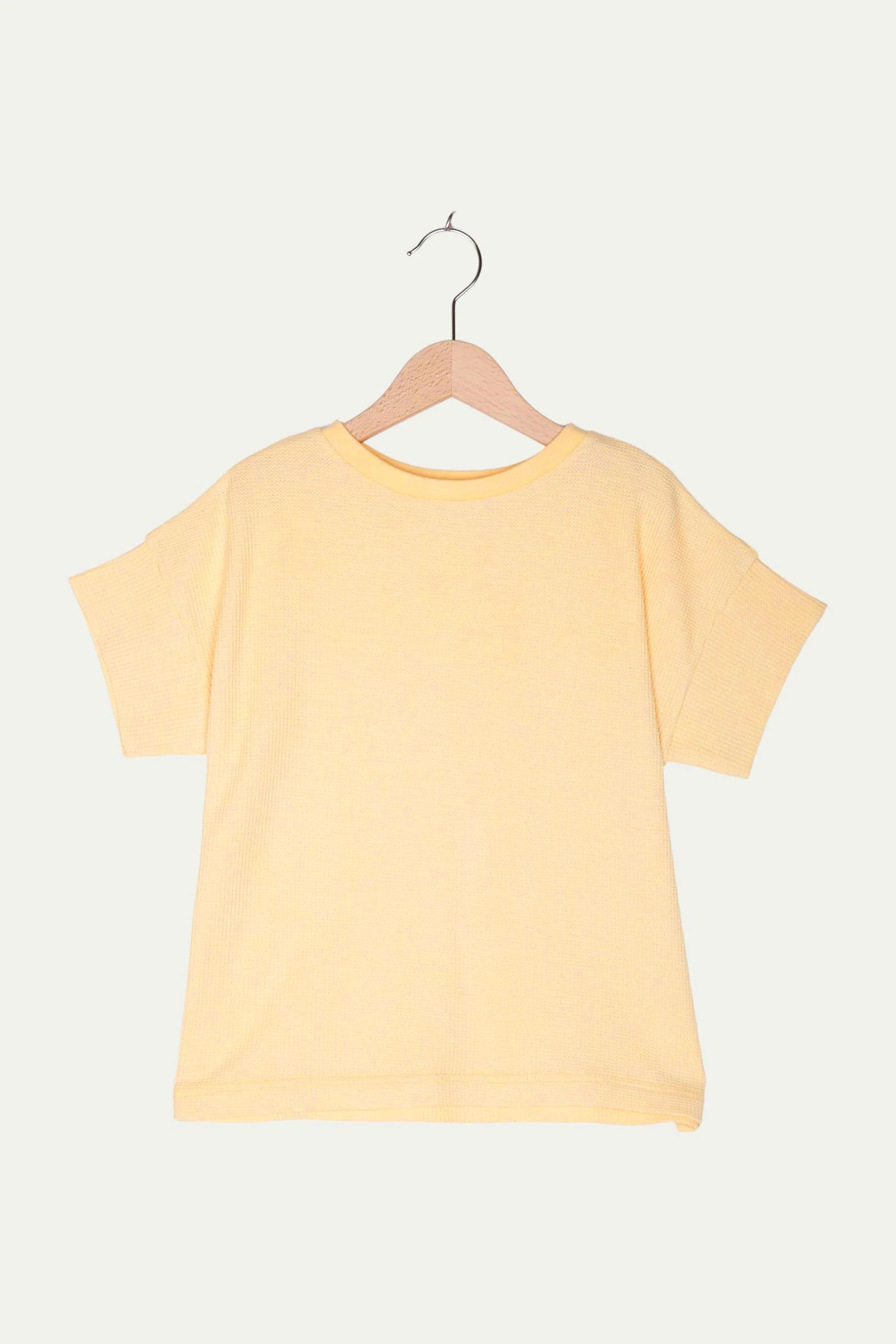 Second Hand Pflanzengefärbtes Piqué-Shirt mit Kapok - Image 4