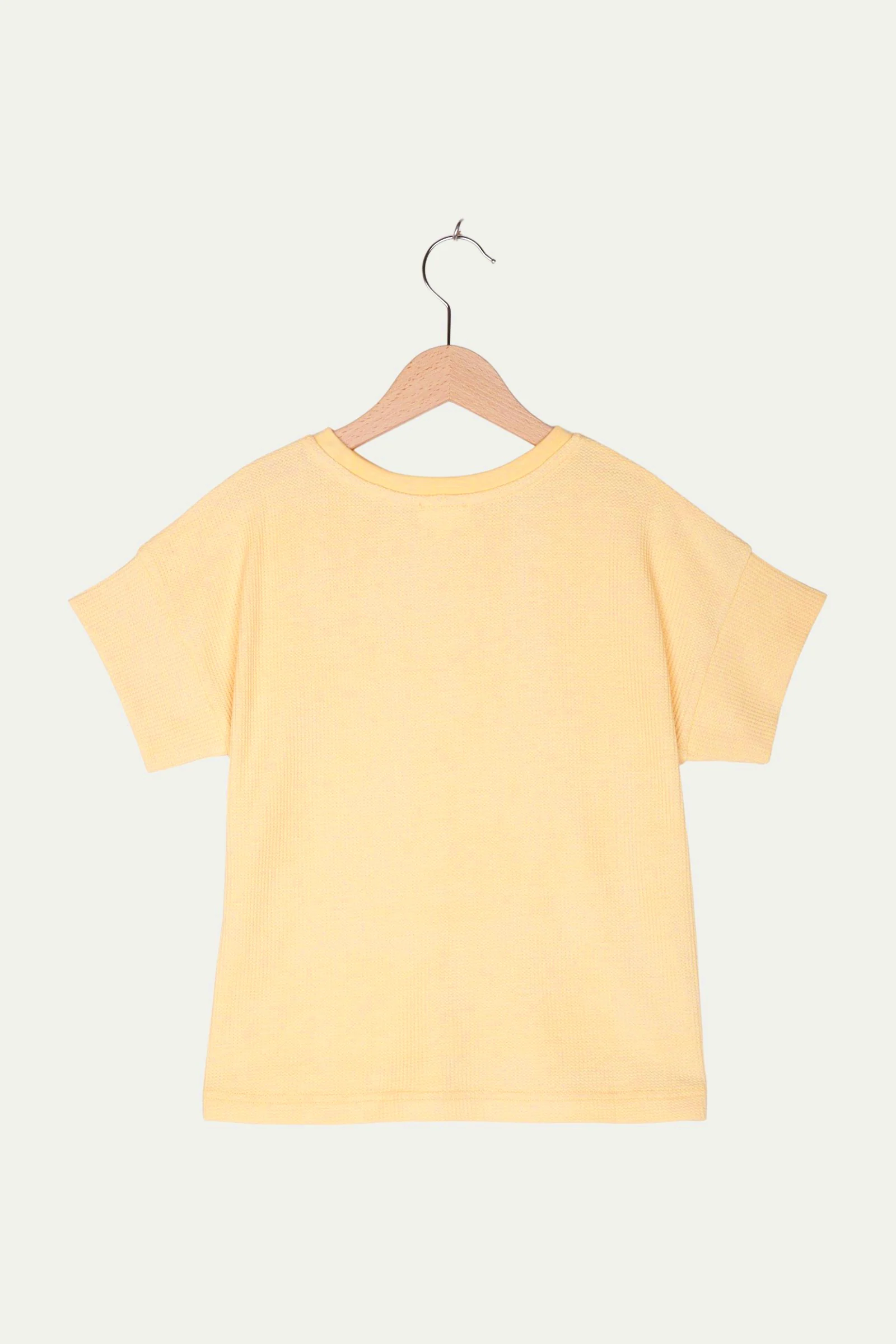 Second Hand Pflanzengefärbtes Piqué-Shirt mit Kapok - Image 5