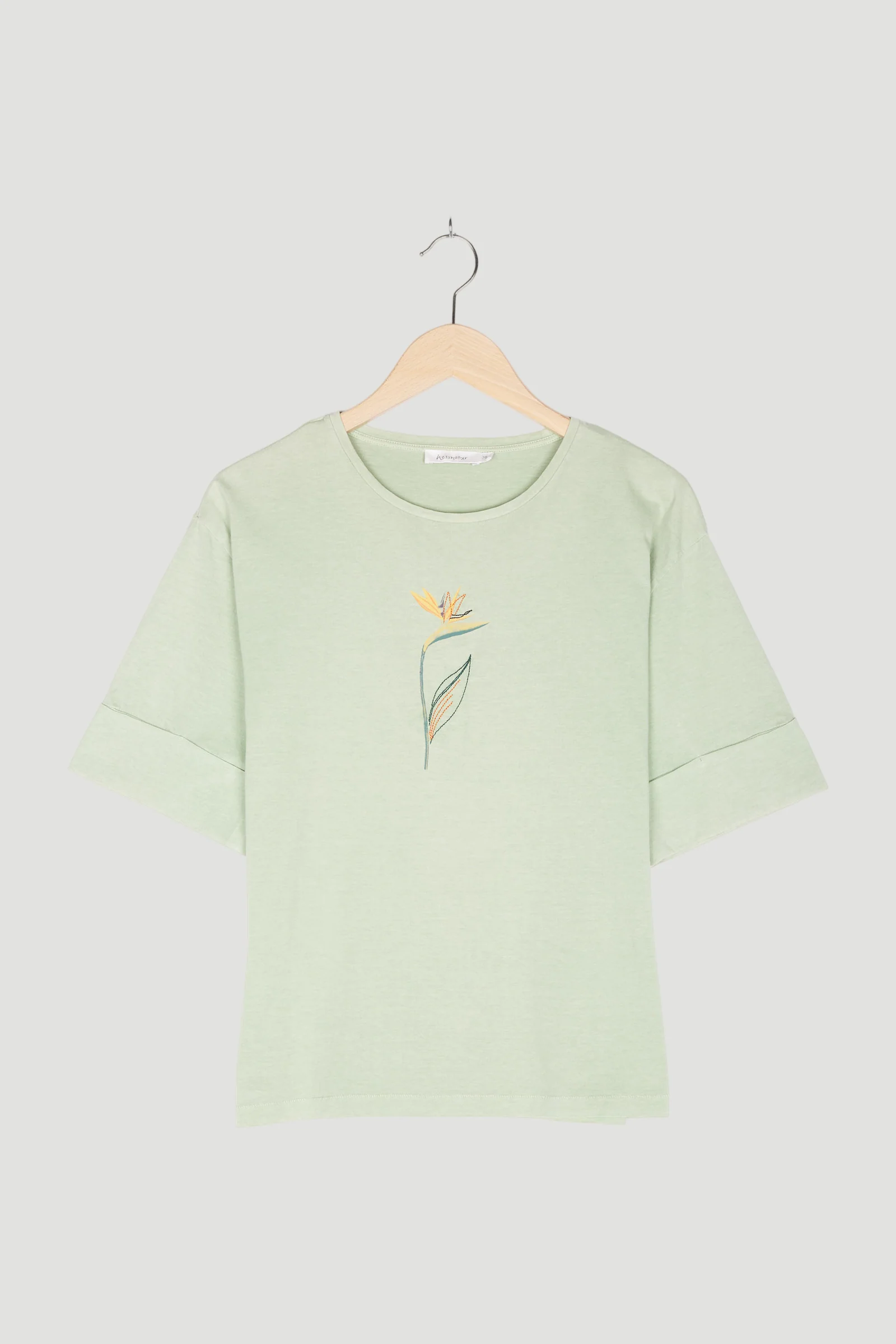 Second Hand Pflanzengefärbtes Shirt aus reiner Bio-Baumwolle - Image 4