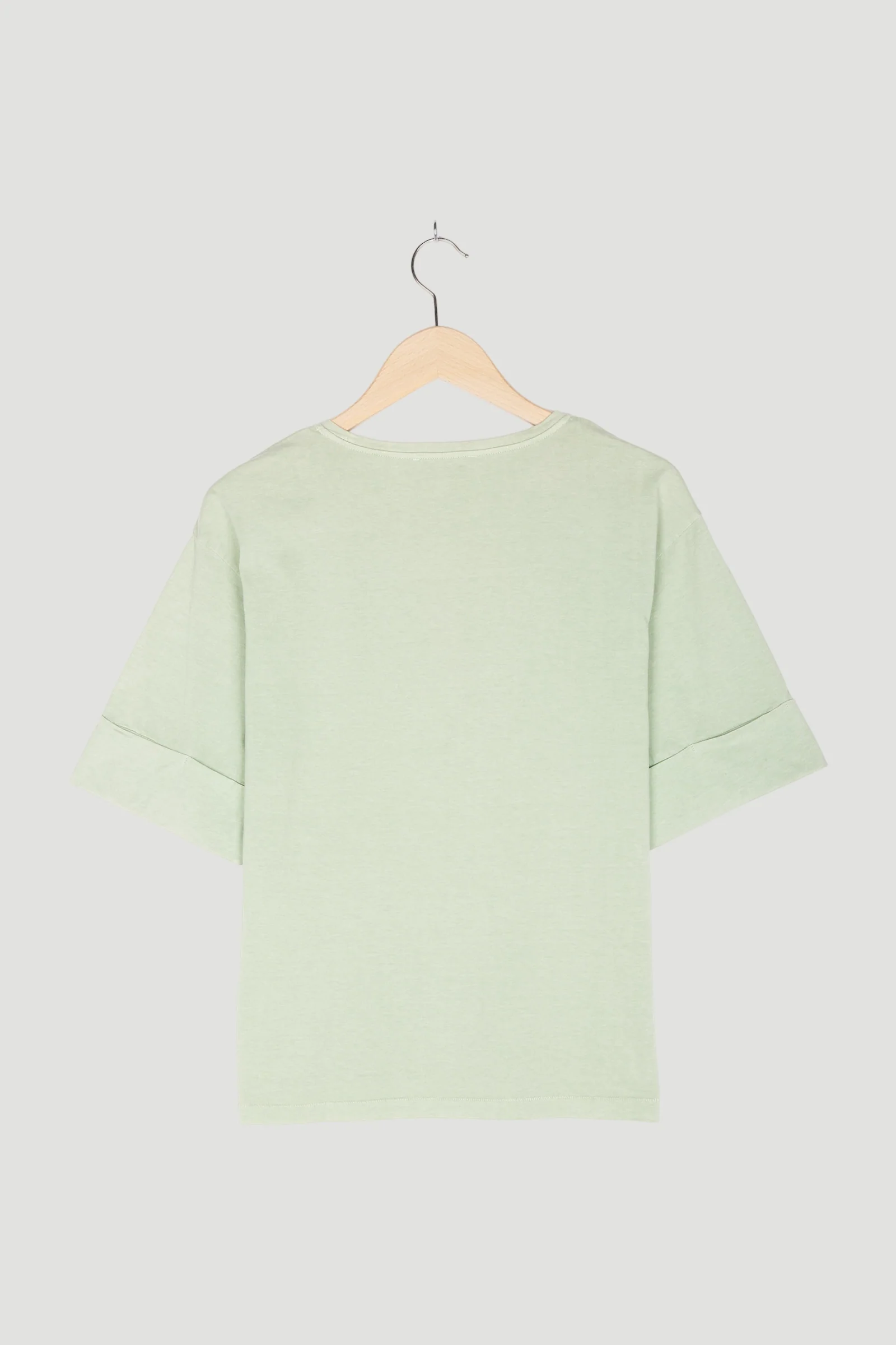 Second Hand Pflanzengefärbtes Shirt aus reiner Bio-Baumwolle - Image 5