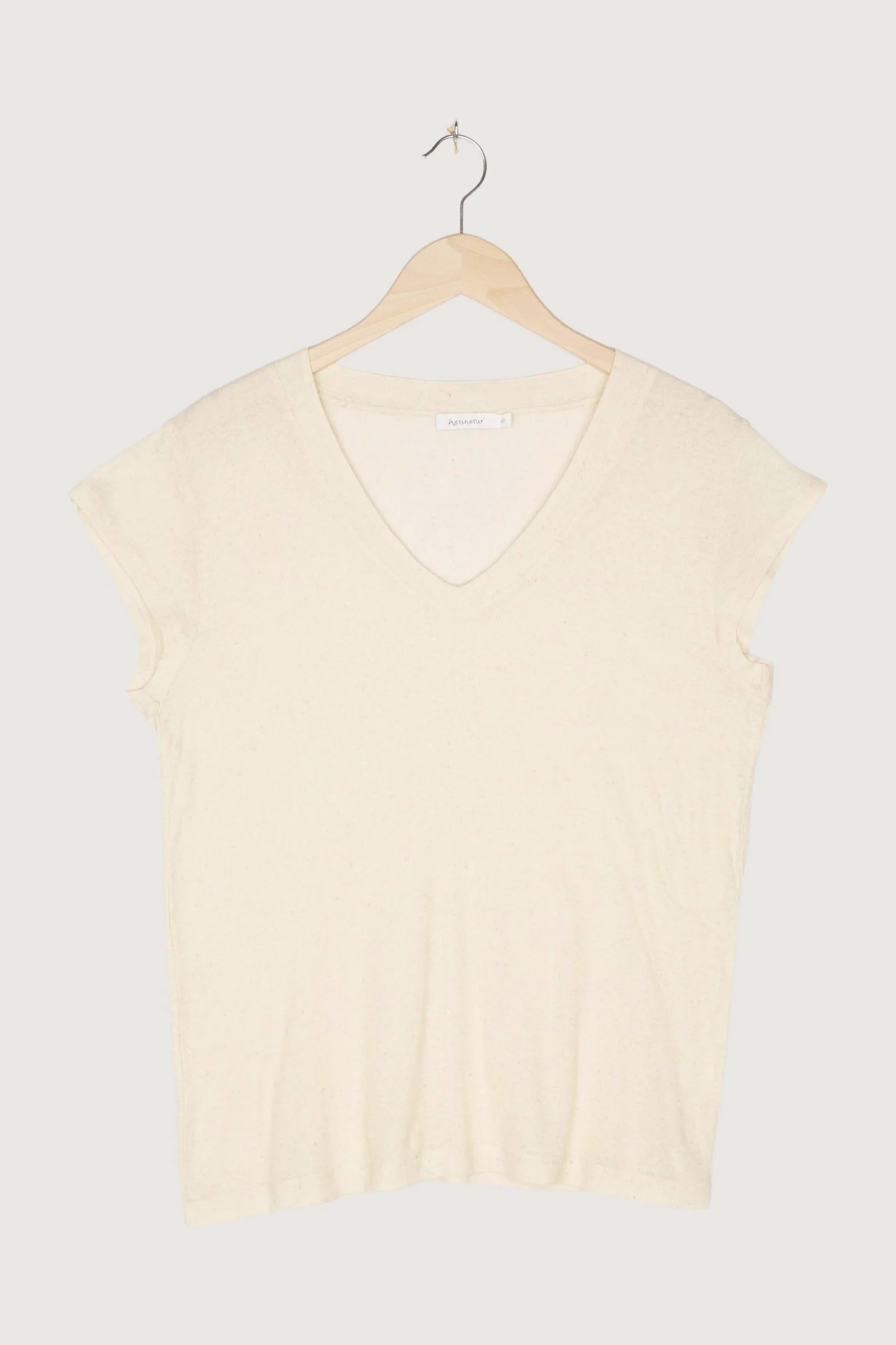 Second Hand V-Shirt aus Bio-Baumwolle mit Seide und Leinen - Image 9