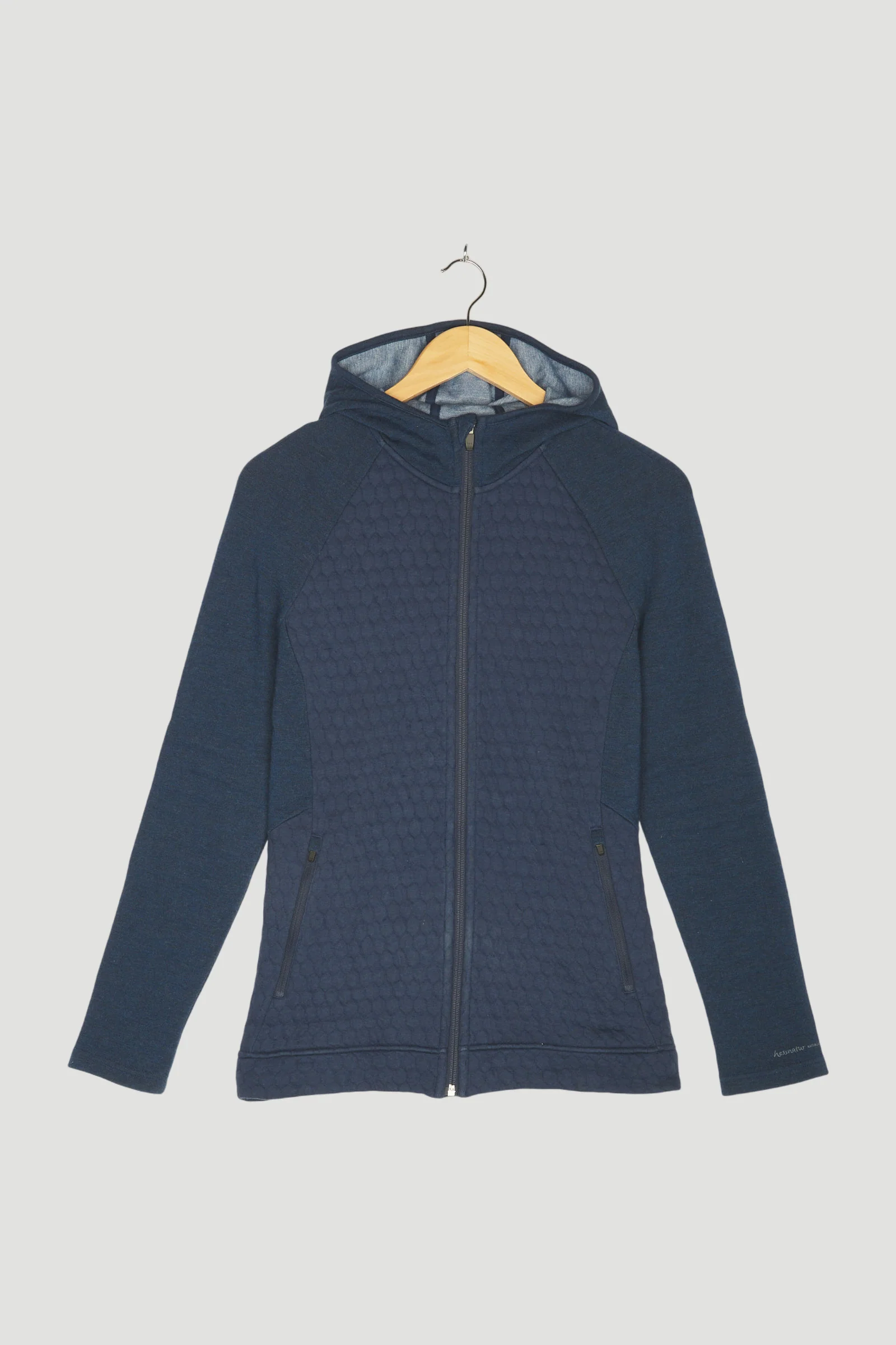 Secondhand Damen Kapuzenjacke mit 3D-Struktur aus Bio-Baumwolle mit Bio-Schurwolle