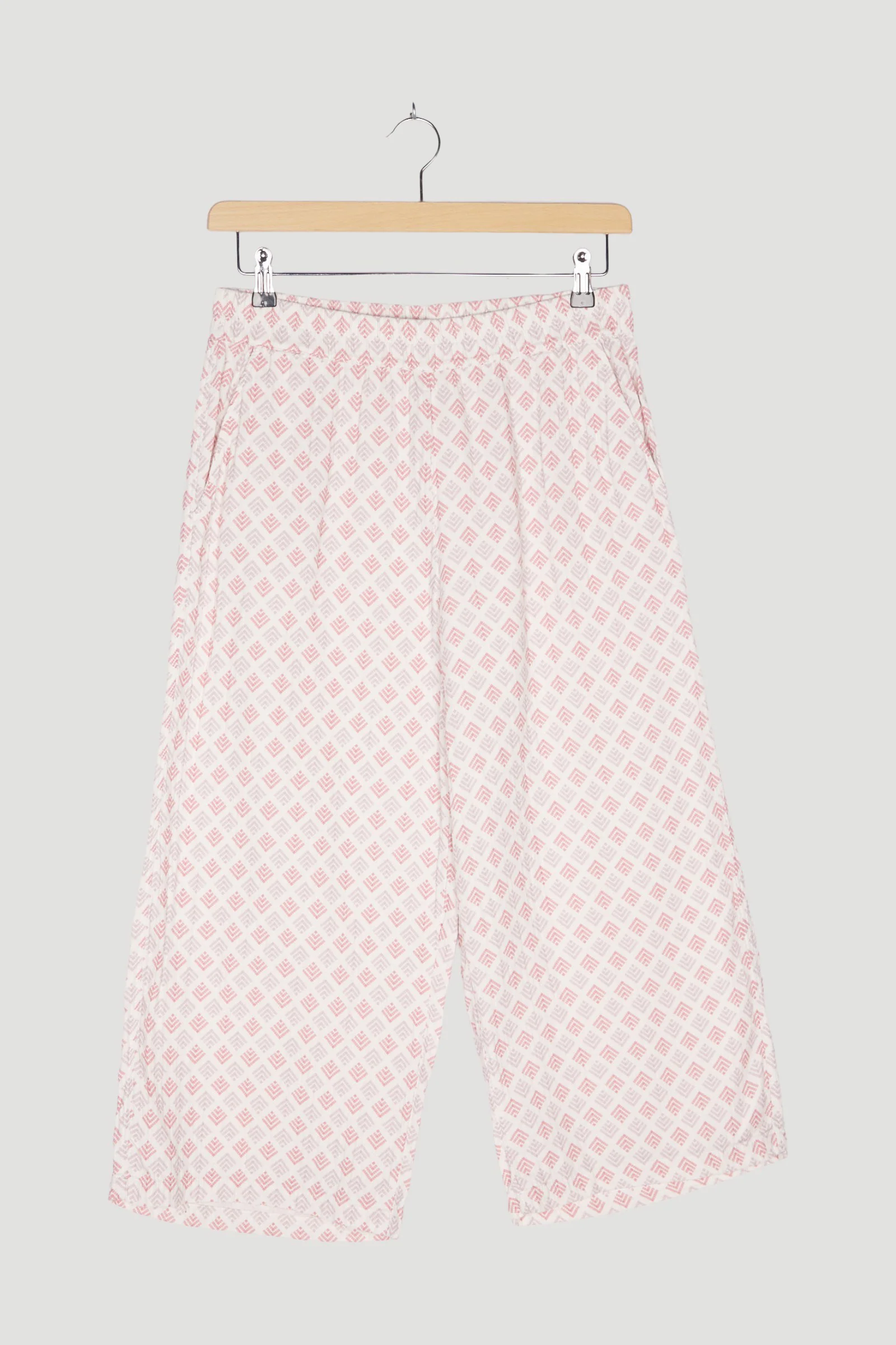 Secondhand Hose