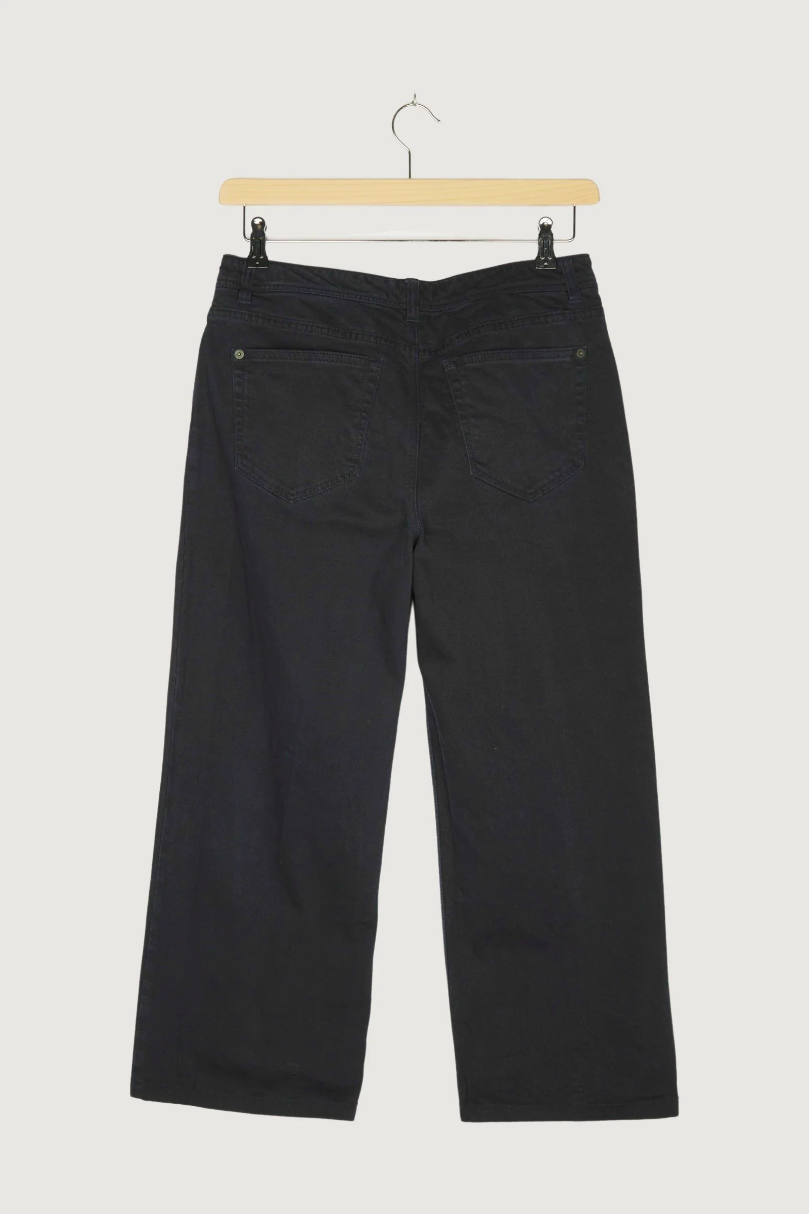 Secondhand Hose - Image 2