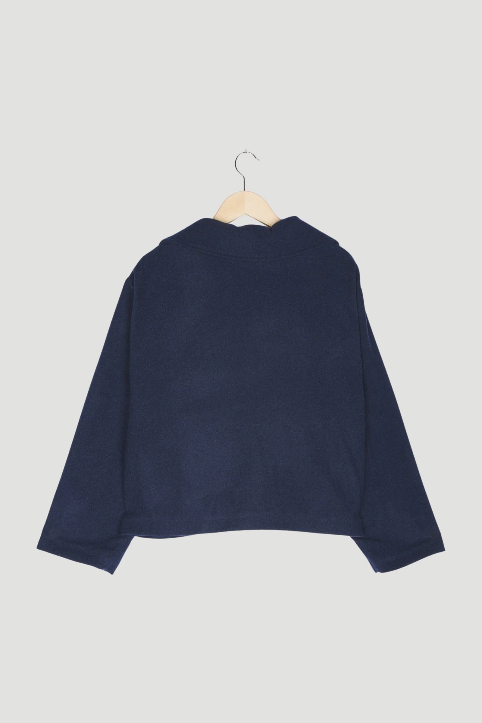 Secondhand Jacke BetterRecycling aus reiner Schurwolle - Image 2