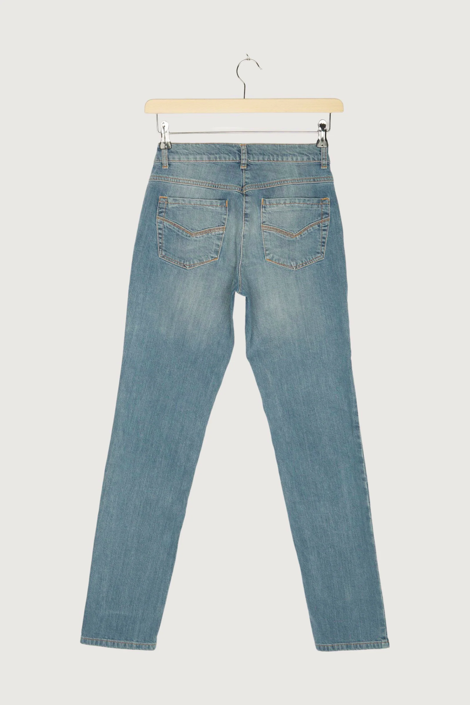 Secondhand Jeans - Image 2
