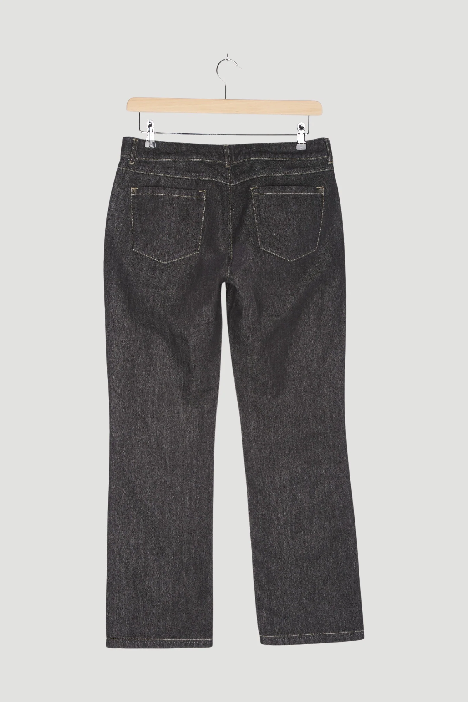 Secondhand Jeans - Image 2