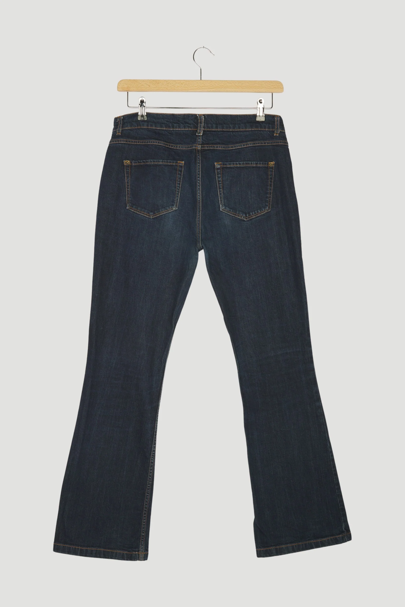 Secondhand Jeans - Image 2