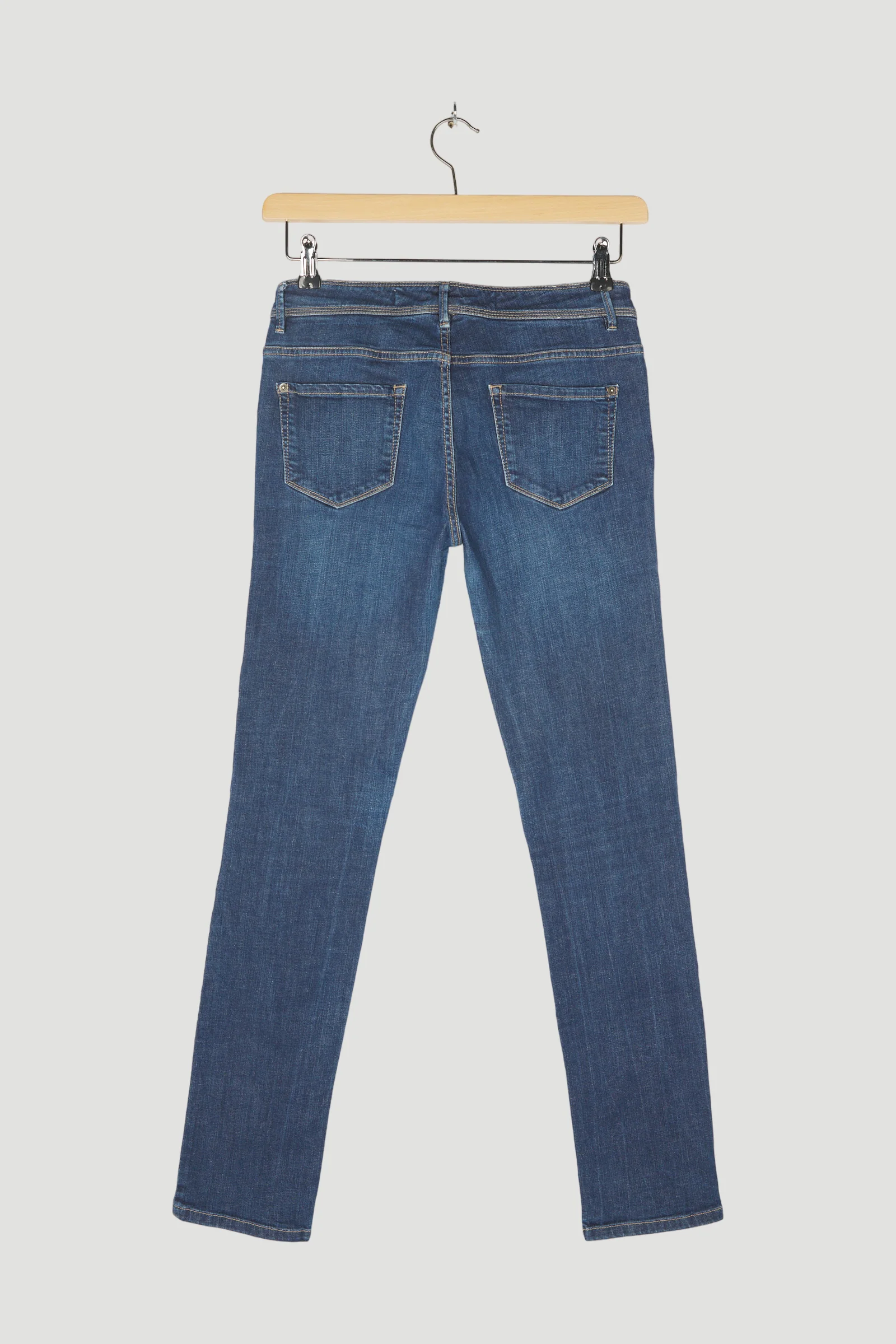 Secondhand Jeans - Image 2