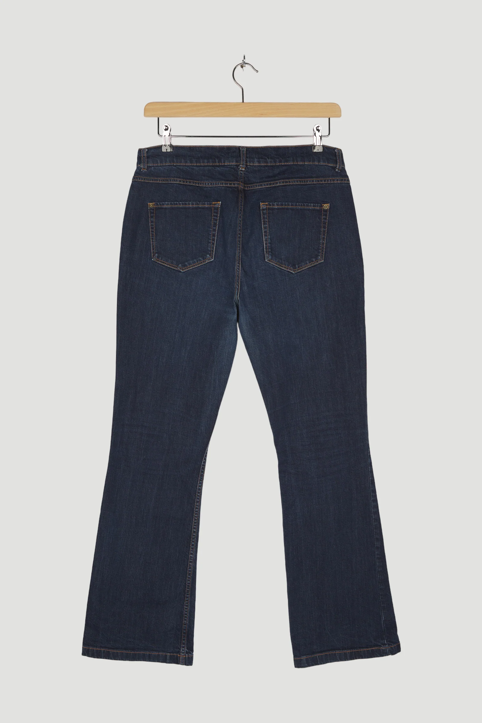 Secondhand Jeans - Image 2
