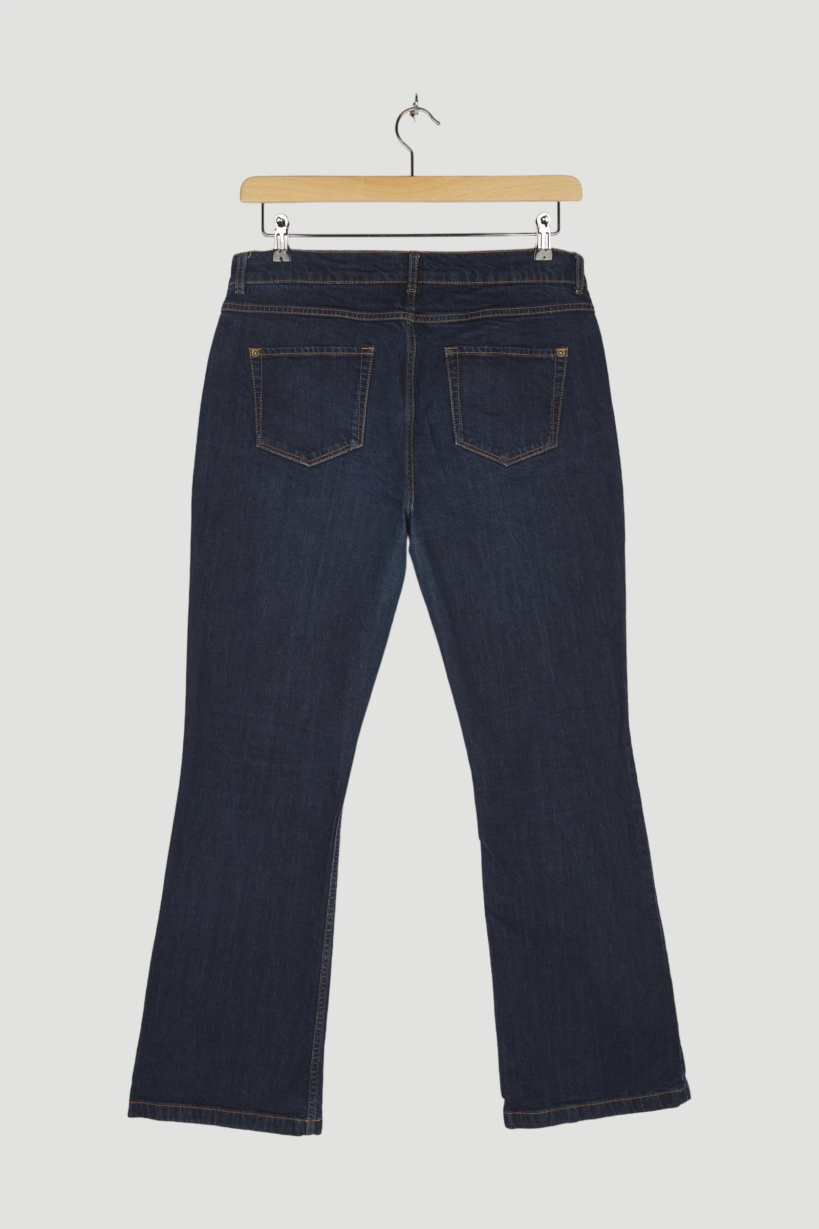 Secondhand Jeans - Image 2