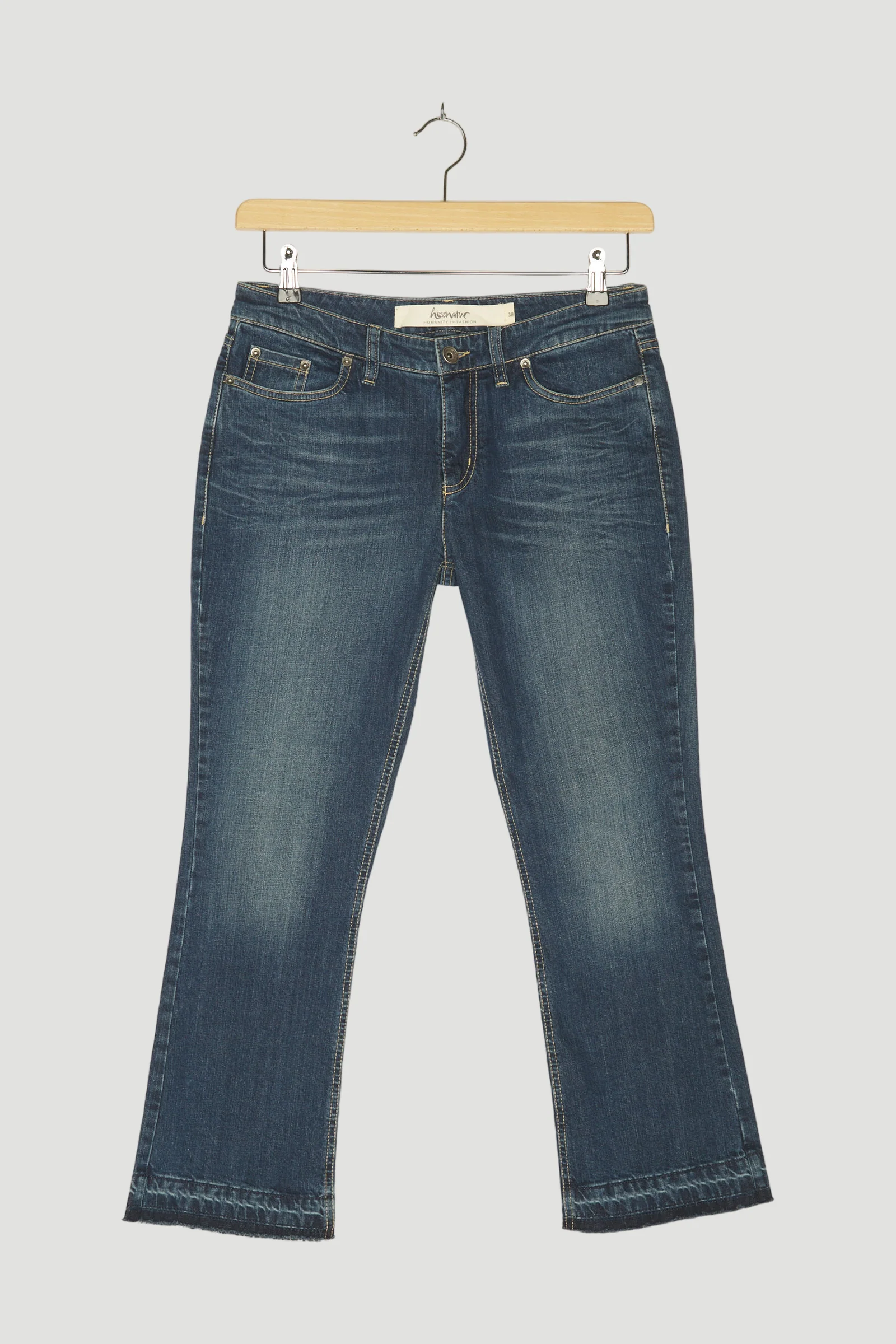 Secondhand Jeans Baby Flared aus Bio-Denim