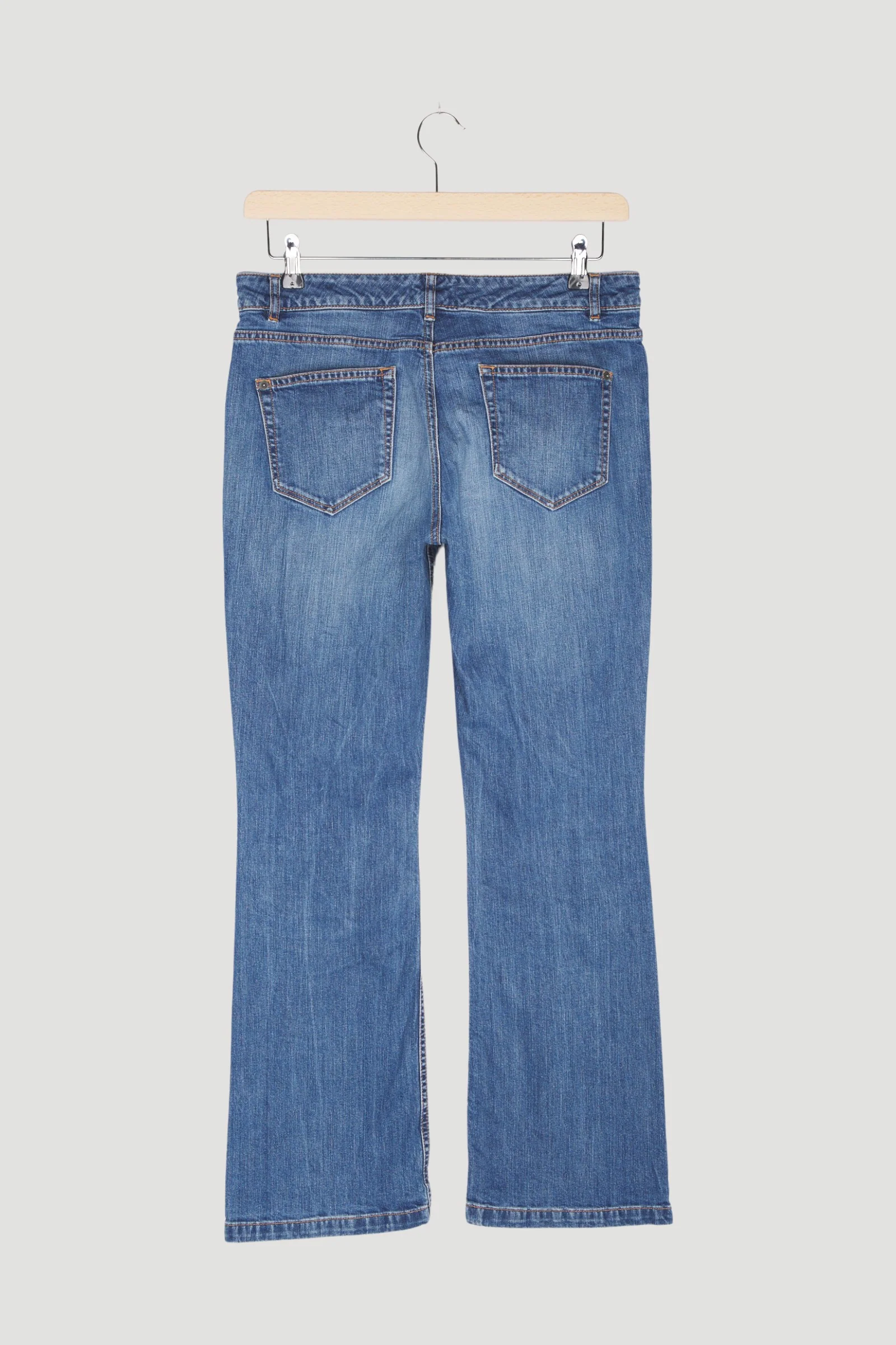 Secondhand Jeans Bootcut aus Bio-Denim - Image 5