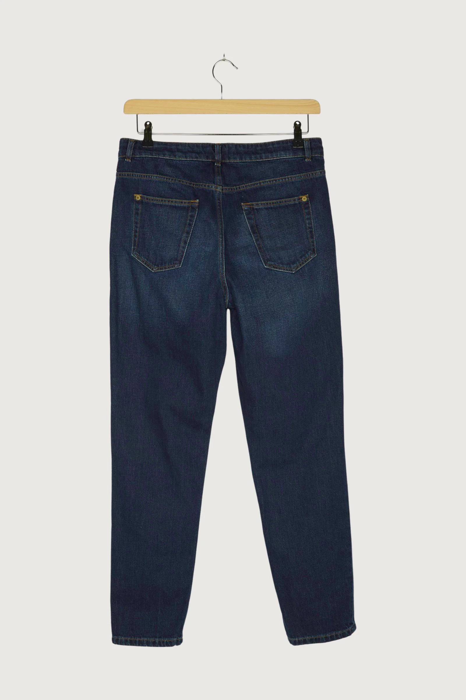 Secondhand Jeans Boyfriend aus reinem Bio-Denim - Image 14