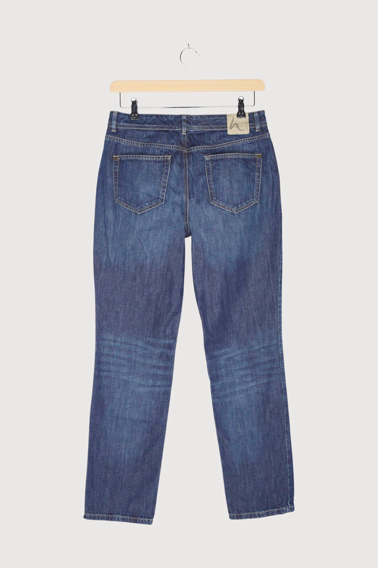 Secondhand Jeans Comfort Fit aus reinem Bio-Denim - Image 2
