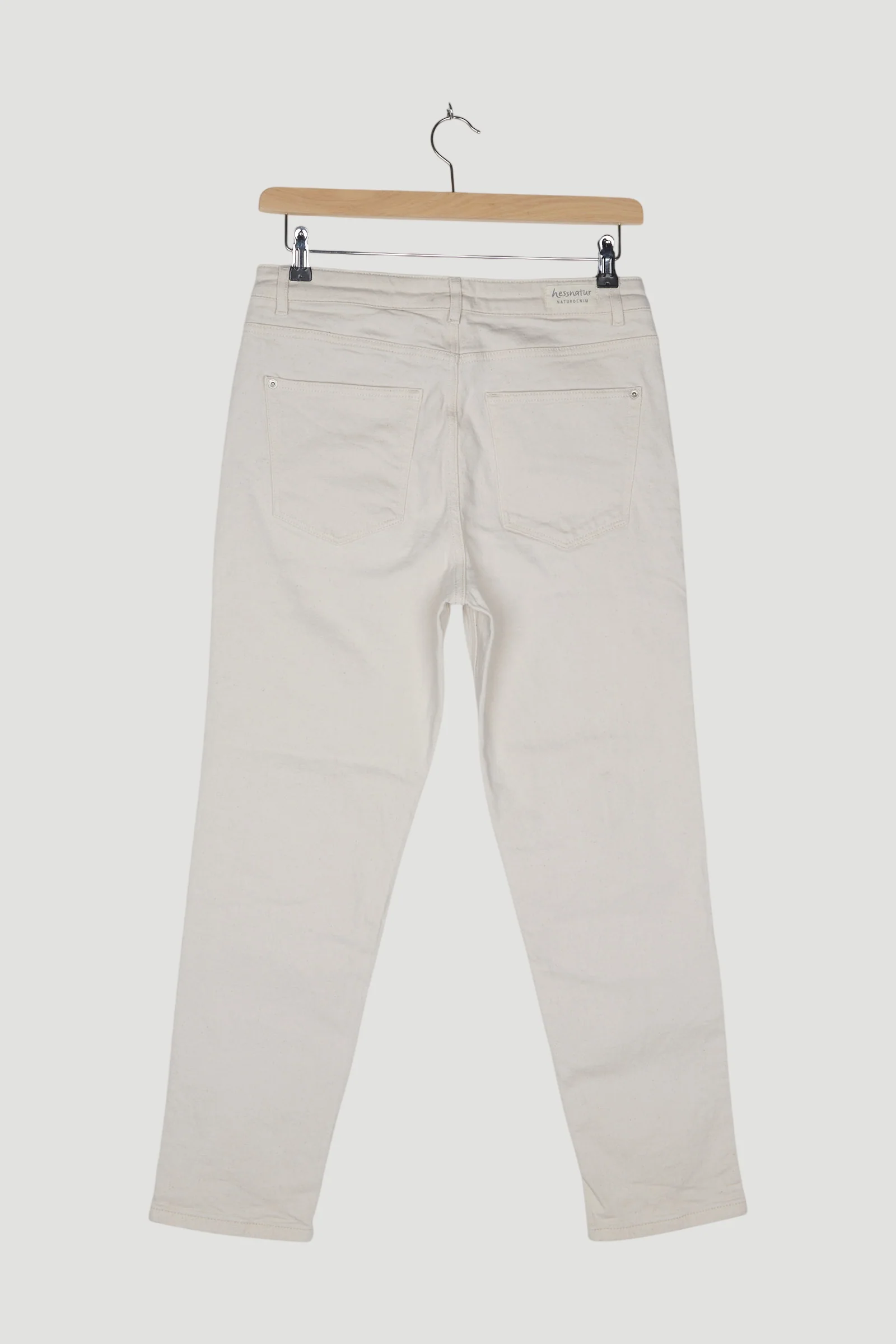 Secondhand Jeans HANNA High Rise Mom aus Bio-Denim mit Hanf - Image 2