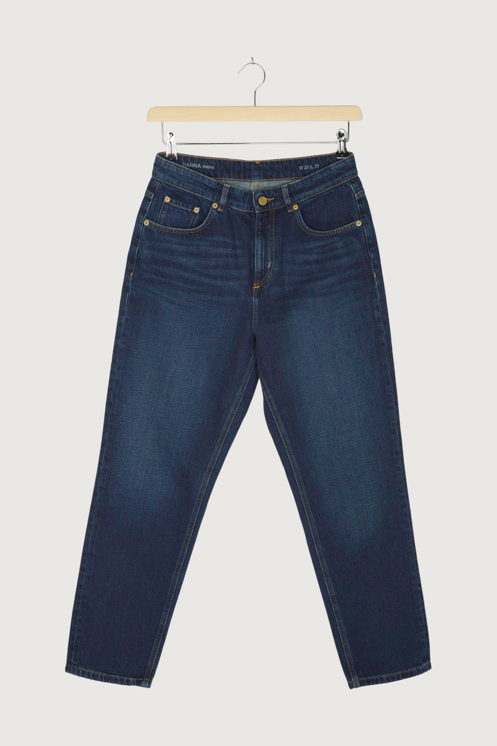 Secondhand Jeans Hanna Mom Fit aus reinem Bio-Denim - Image 4