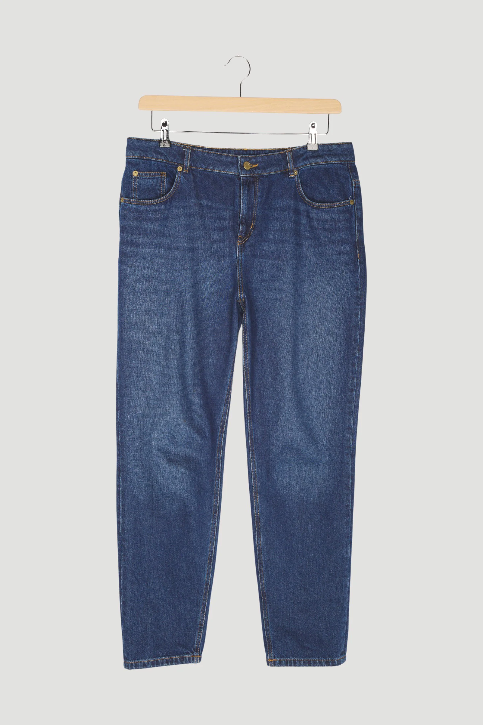 Secondhand Jeans Hanna Mom Fit aus reinem Bio-Denim - Image 7