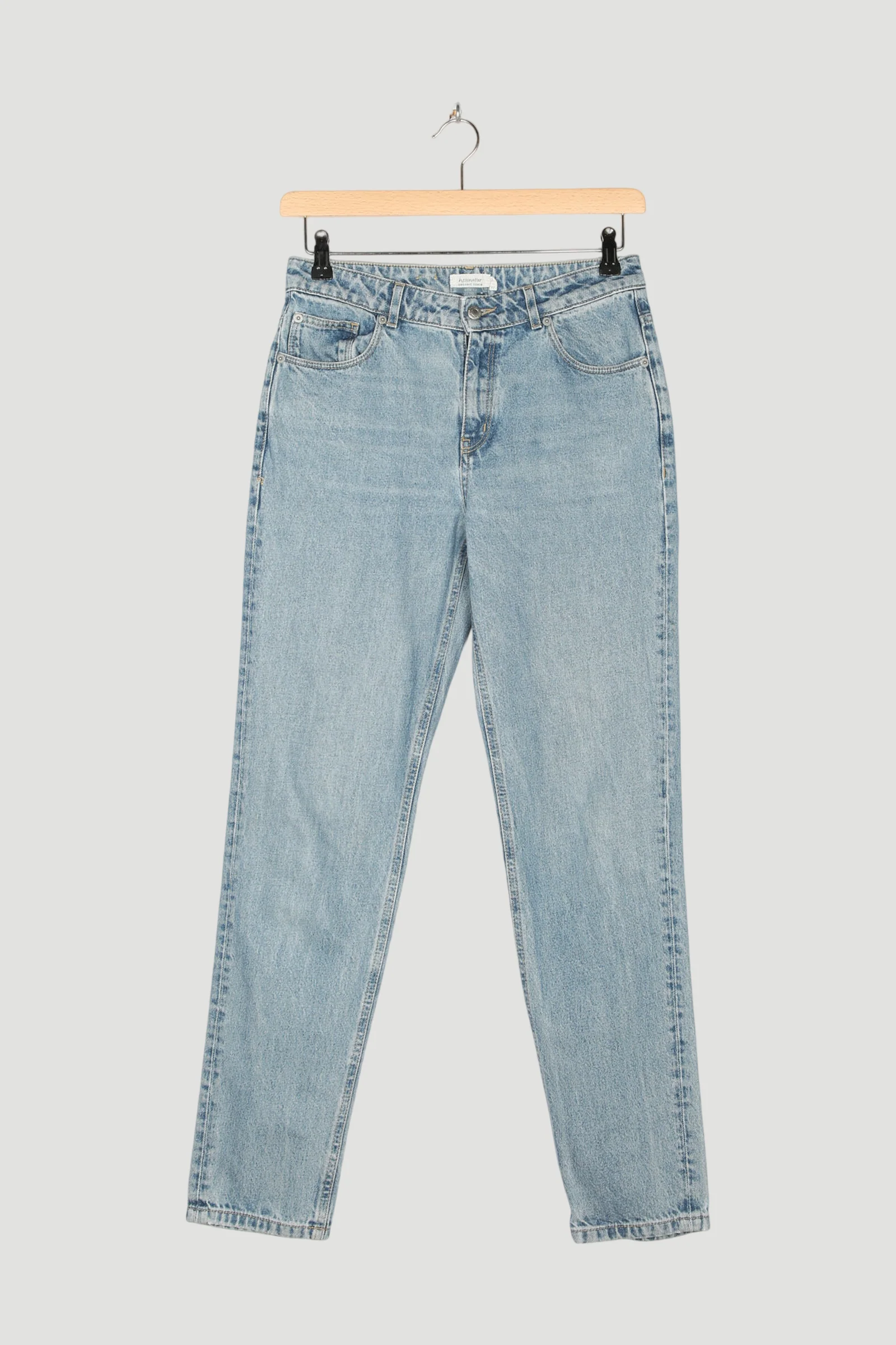 Secondhand Jeans Hanna Mom Fit aus reinem Bio-Denim