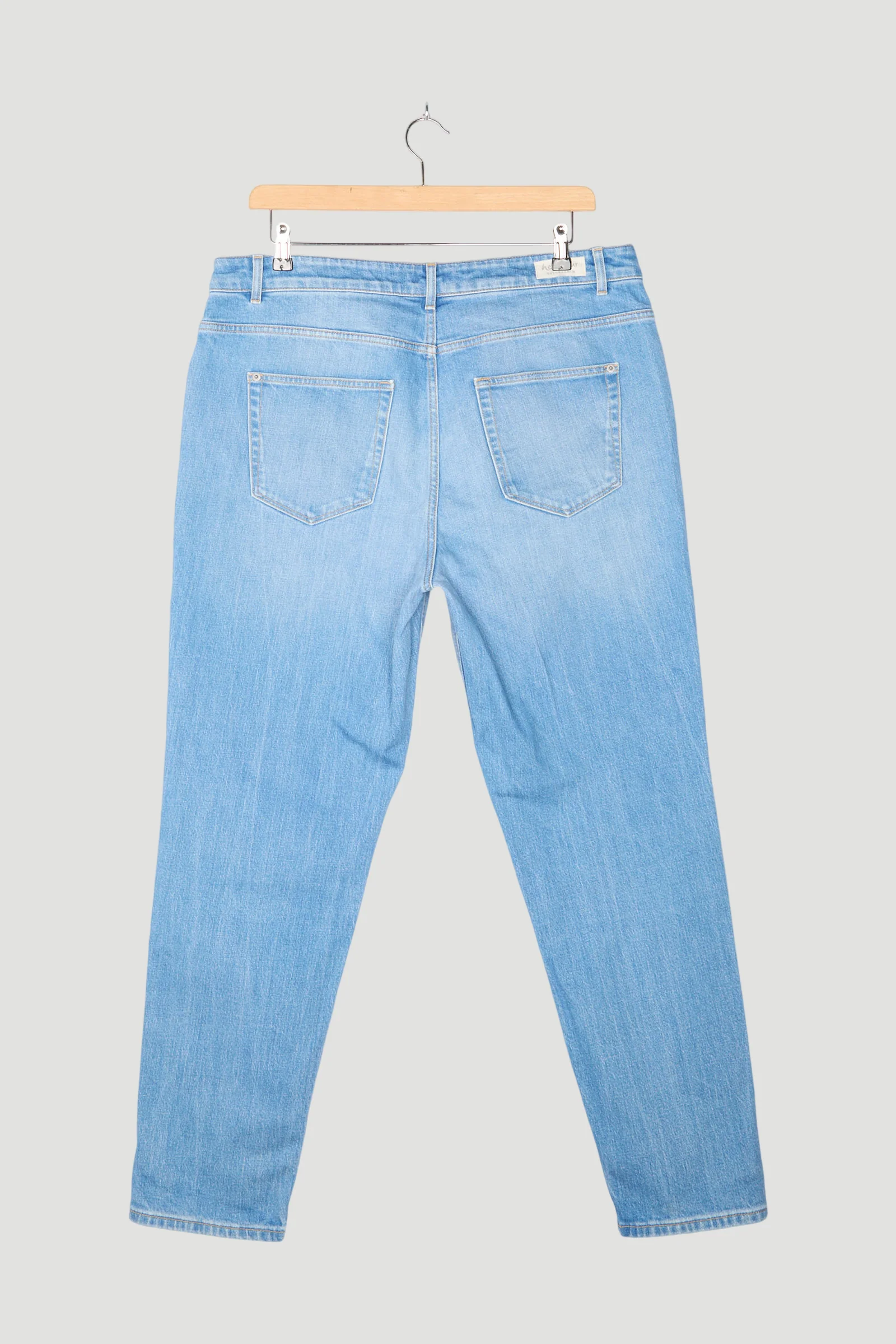 Secondhand Jeans Hannah Mom Fit aus Bio-Denim - Image 2