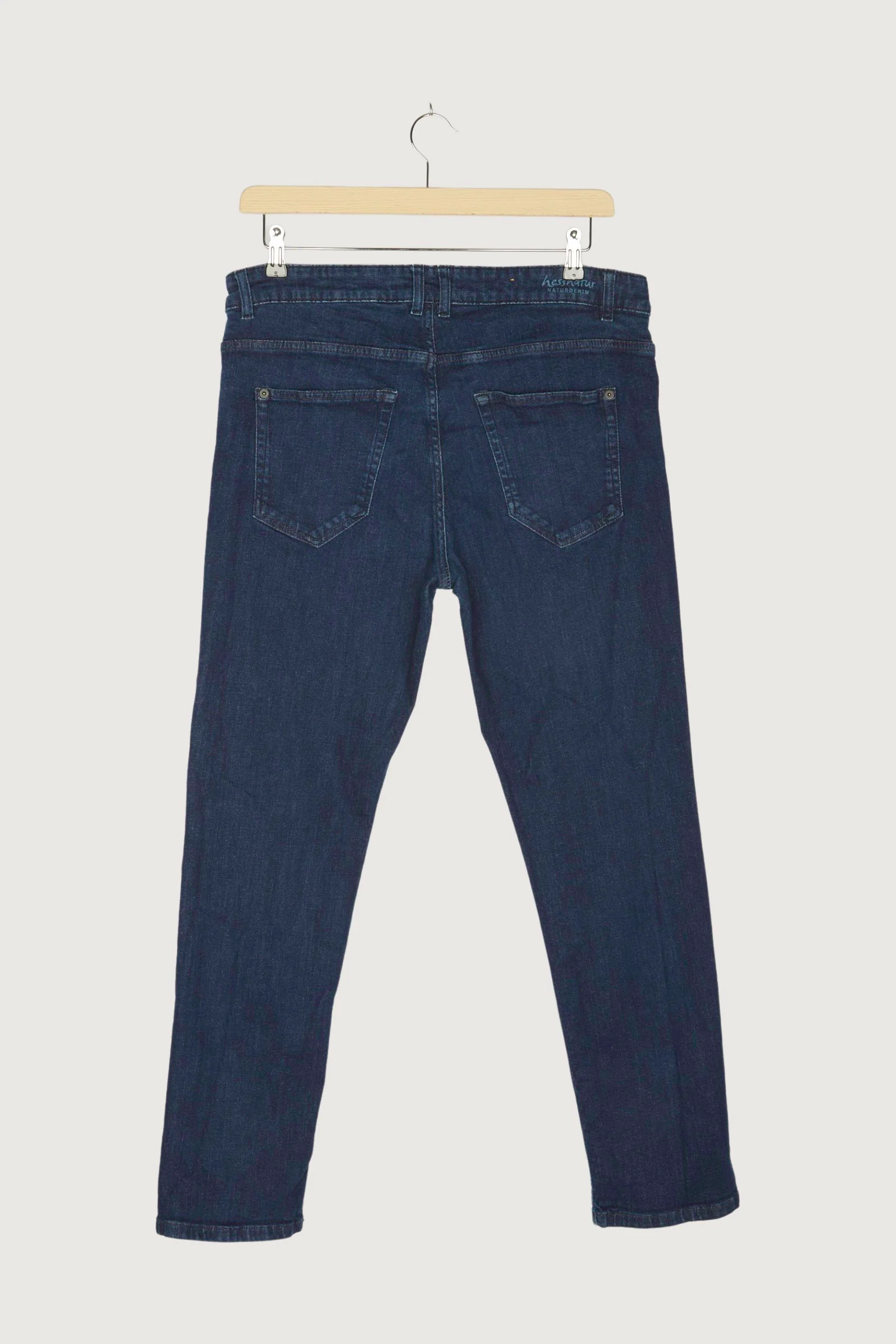 Secondhand Jeans Jasper Slim Fit aus Bio-Denim - Image 5