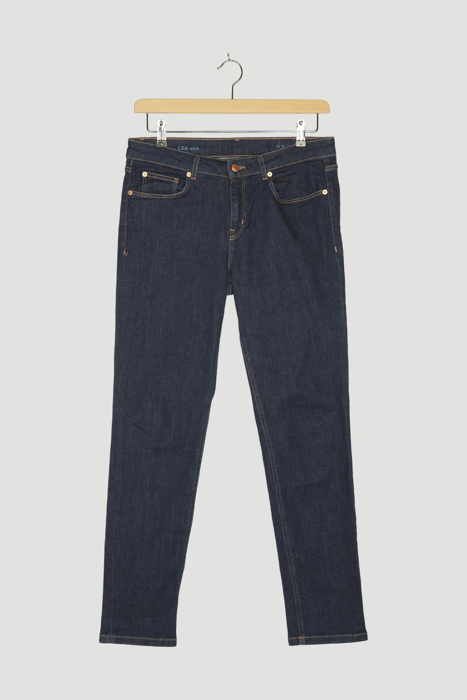 Secondhand Jeans Lea Slim Fit aus Bio-Denim - Image 4