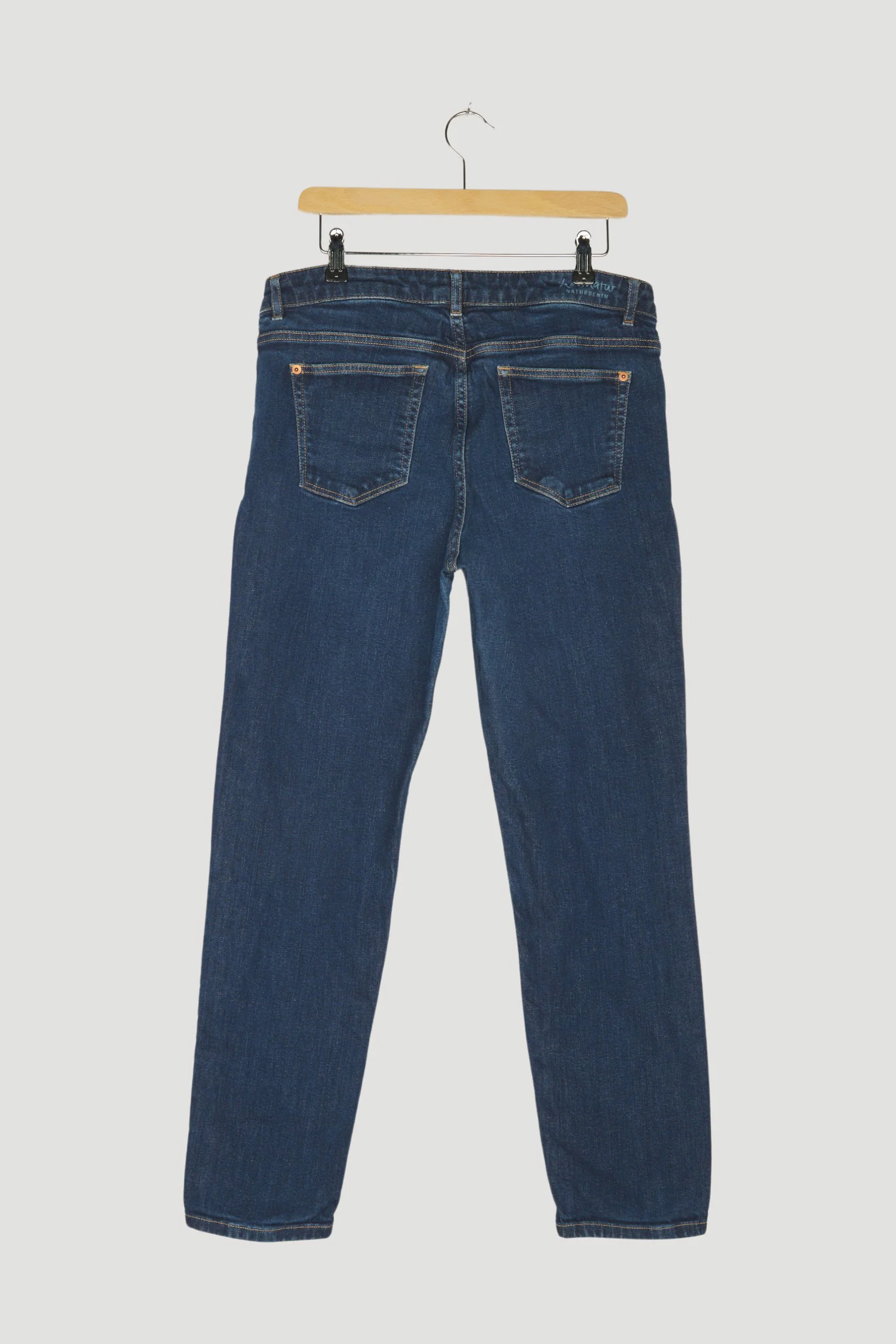 Secondhand Jeans Lea Slim Fit aus Bio-Denim - Image 8