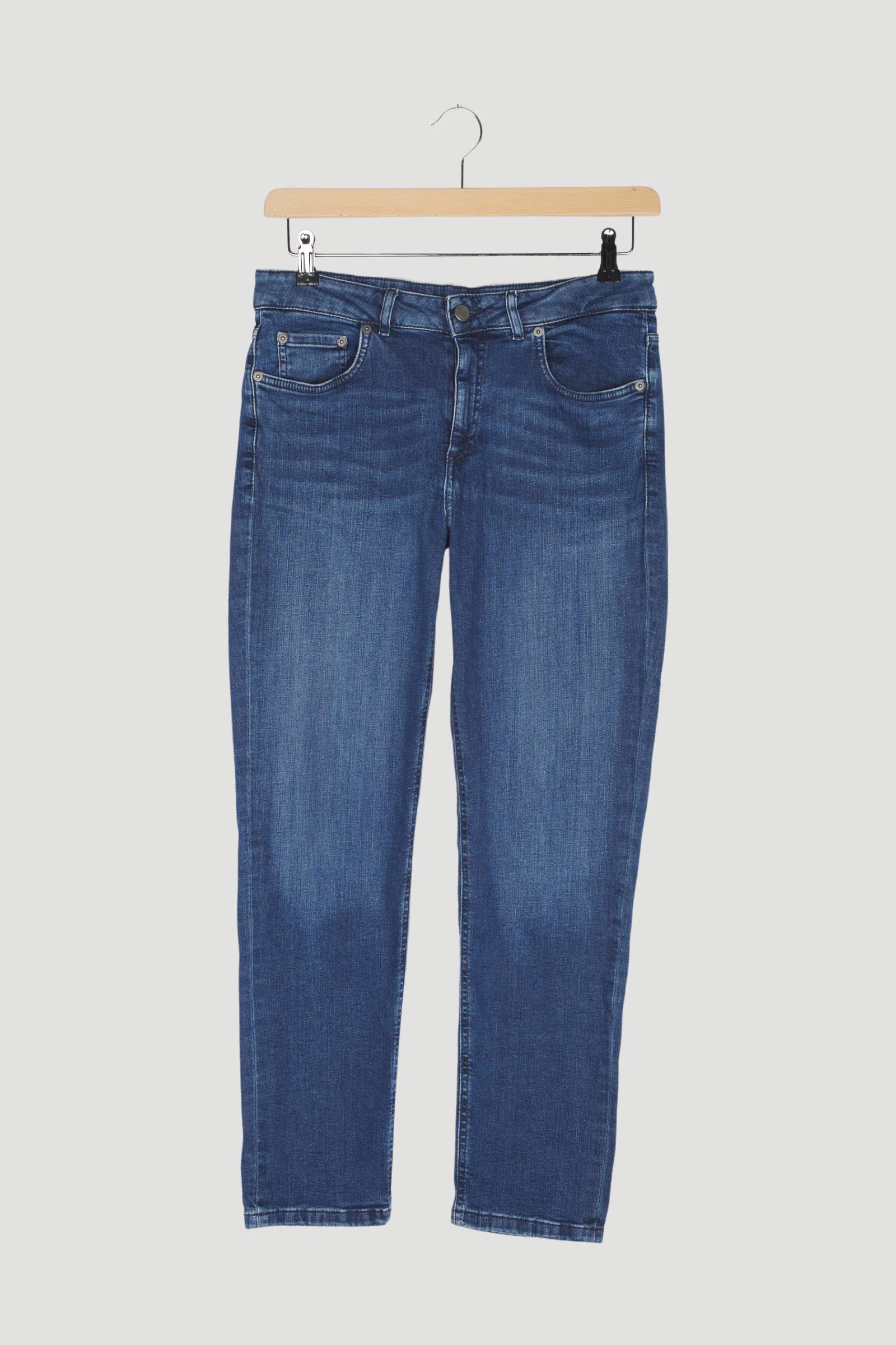 Secondhand Jeans Lea Slim Fit aus Bio-Denim