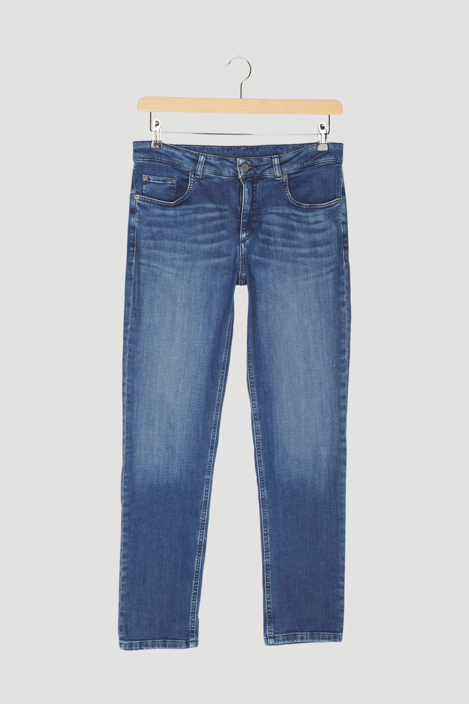Secondhand Jeans Lea Slim Fit aus Bio-Denim - Image 4