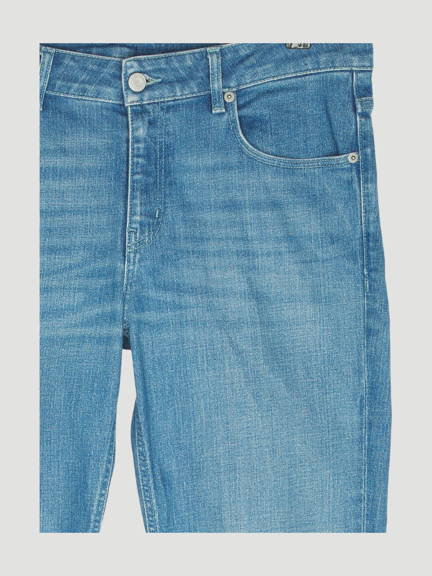 Secondhand Jeans Lea Slim Fit aus Bio-Denim - Image 4
