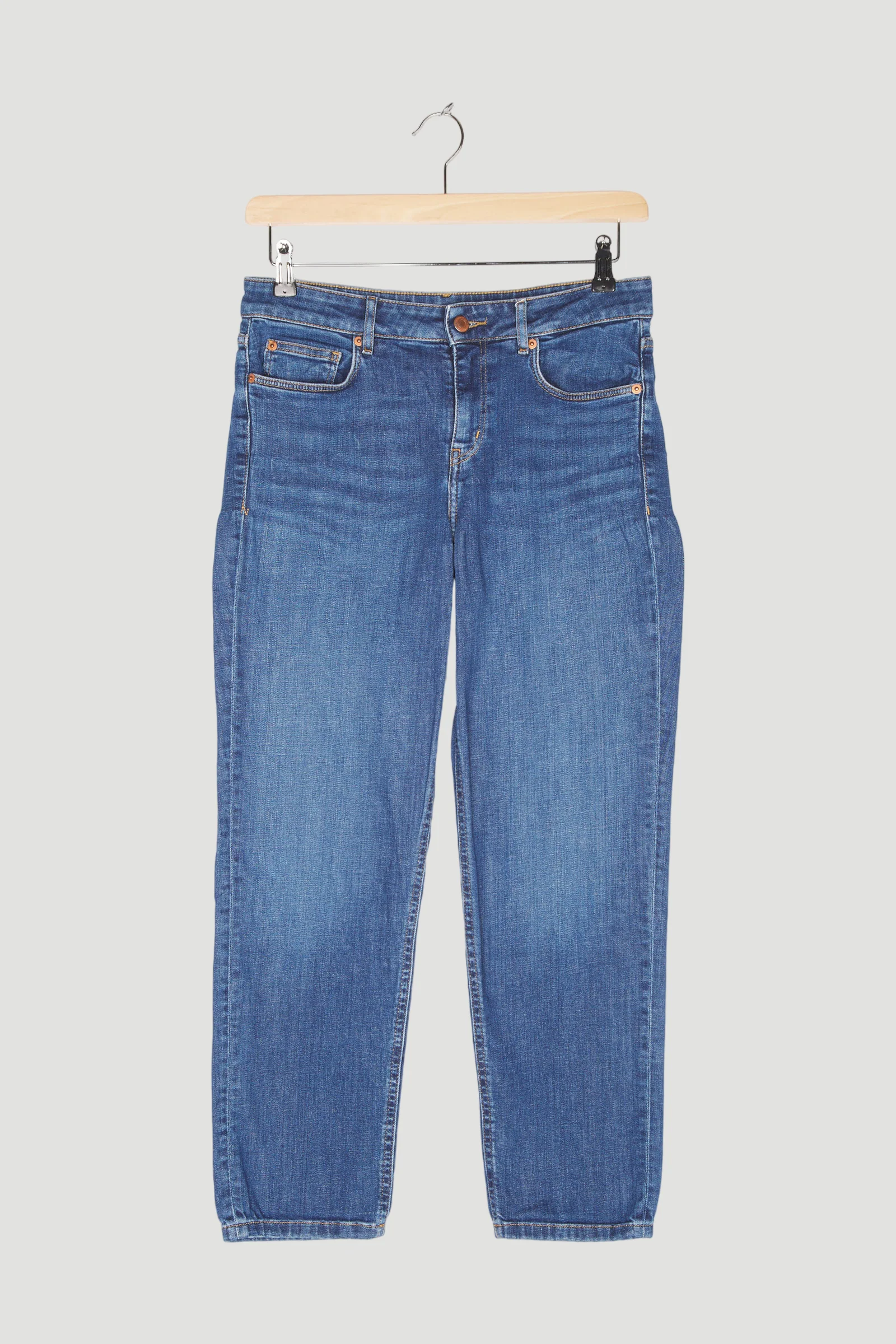 Secondhand Jeans Lea Slim Fit aus Bio-Denim