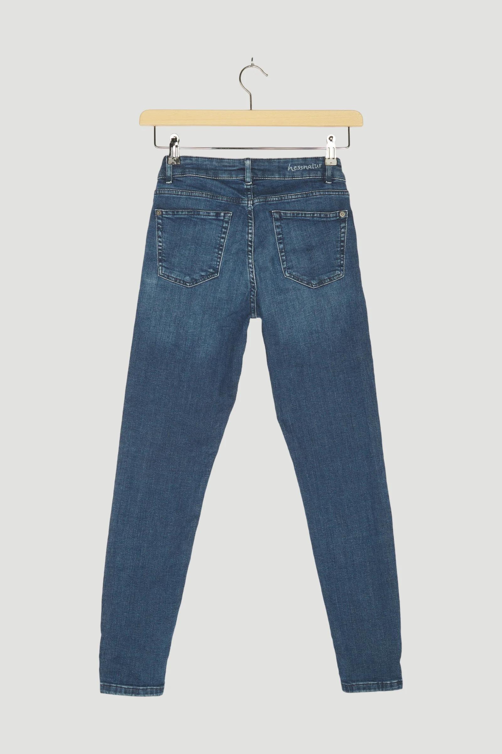 Secondhand Jeans Lina Skinny Fit aus Bio-Denim - Image 2