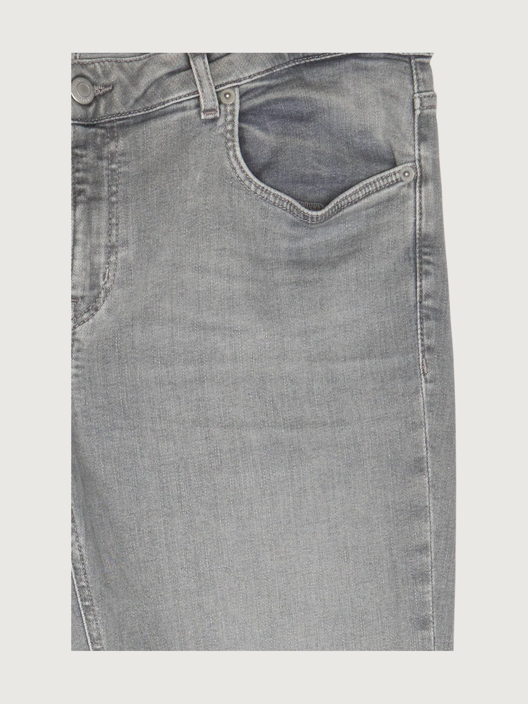 Secondhand Jeans Lina Skinny Fit aus Bio-Denim - Image 9