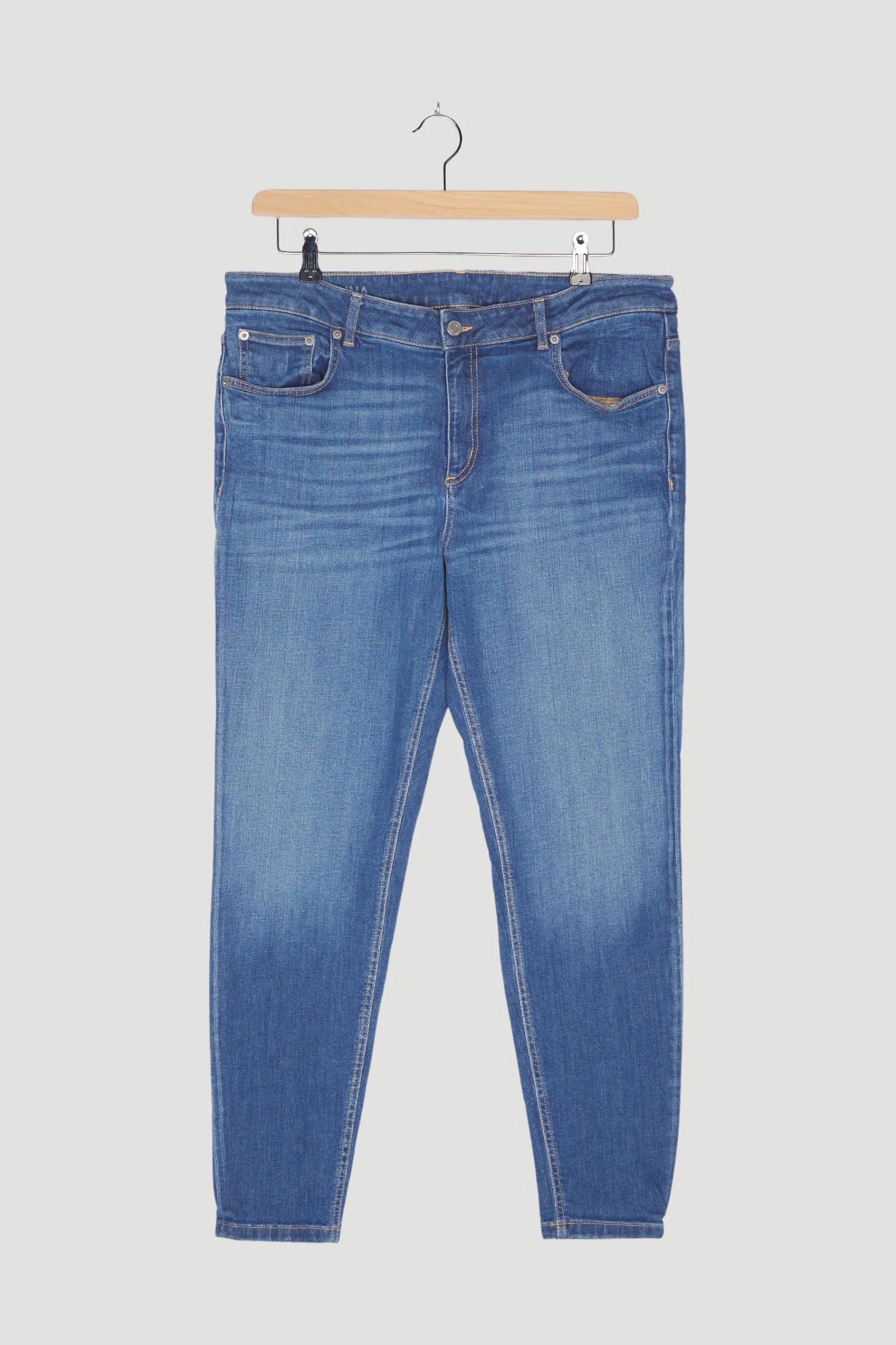 Secondhand Jeans Lina Skinny Fit aus Bio-Denim - Image 7