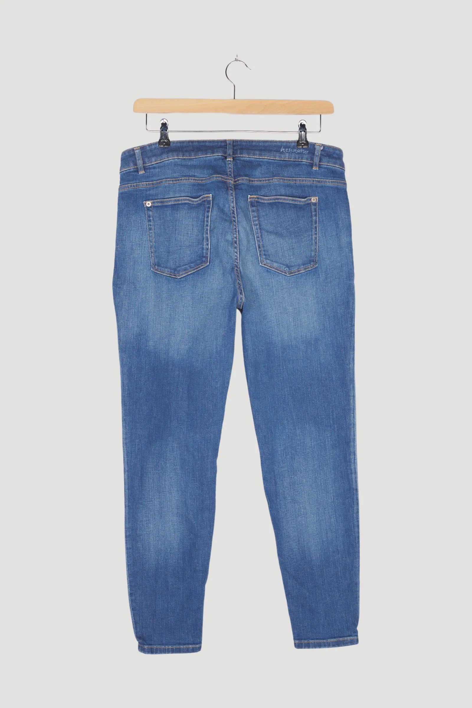 Secondhand Jeans Lina Skinny Fit aus Bio-Denim - Image 8