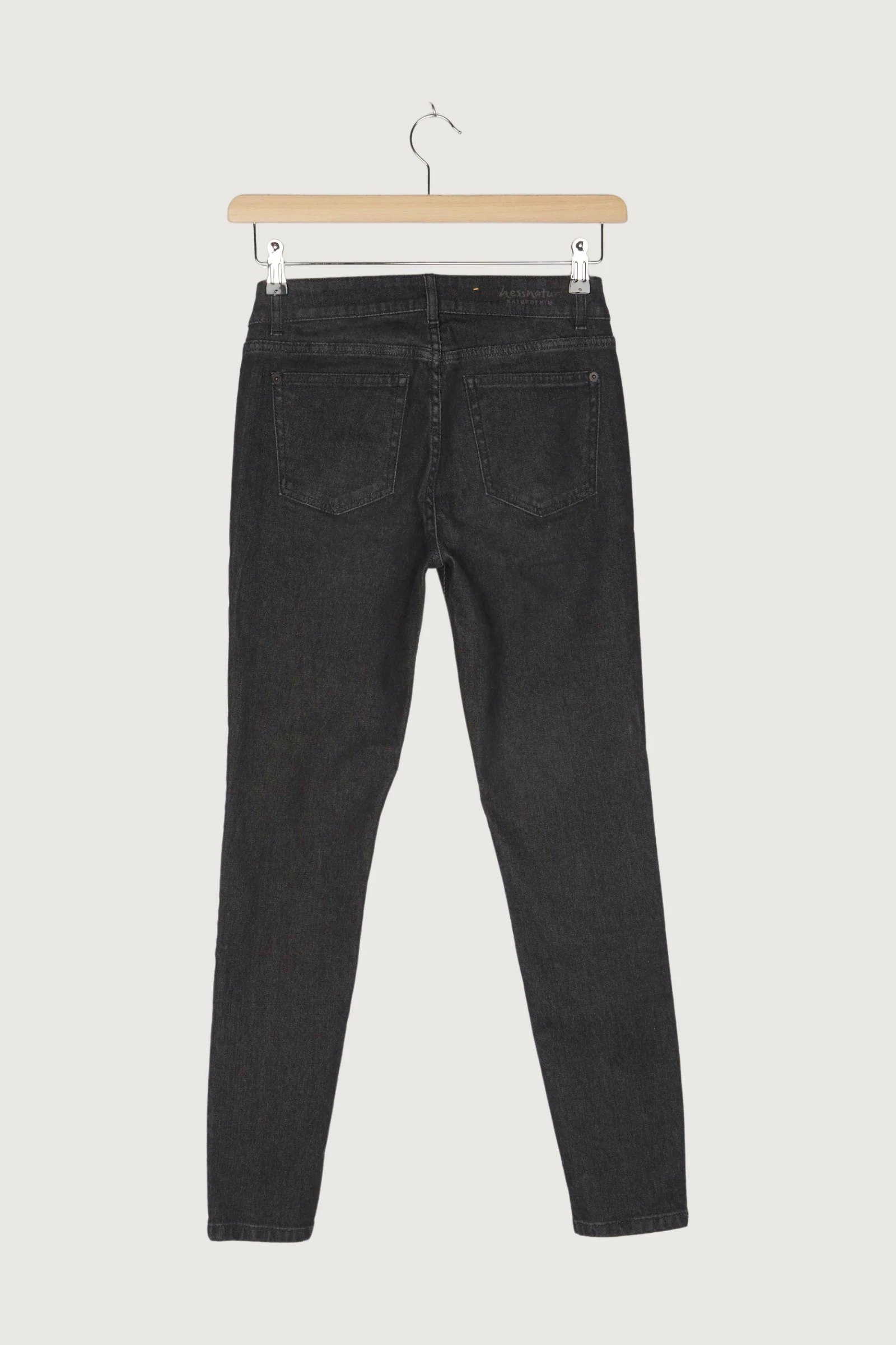 Secondhand Jeans Lina Skinny Fit BetterRecycling aus Bio-Denim - Image 2